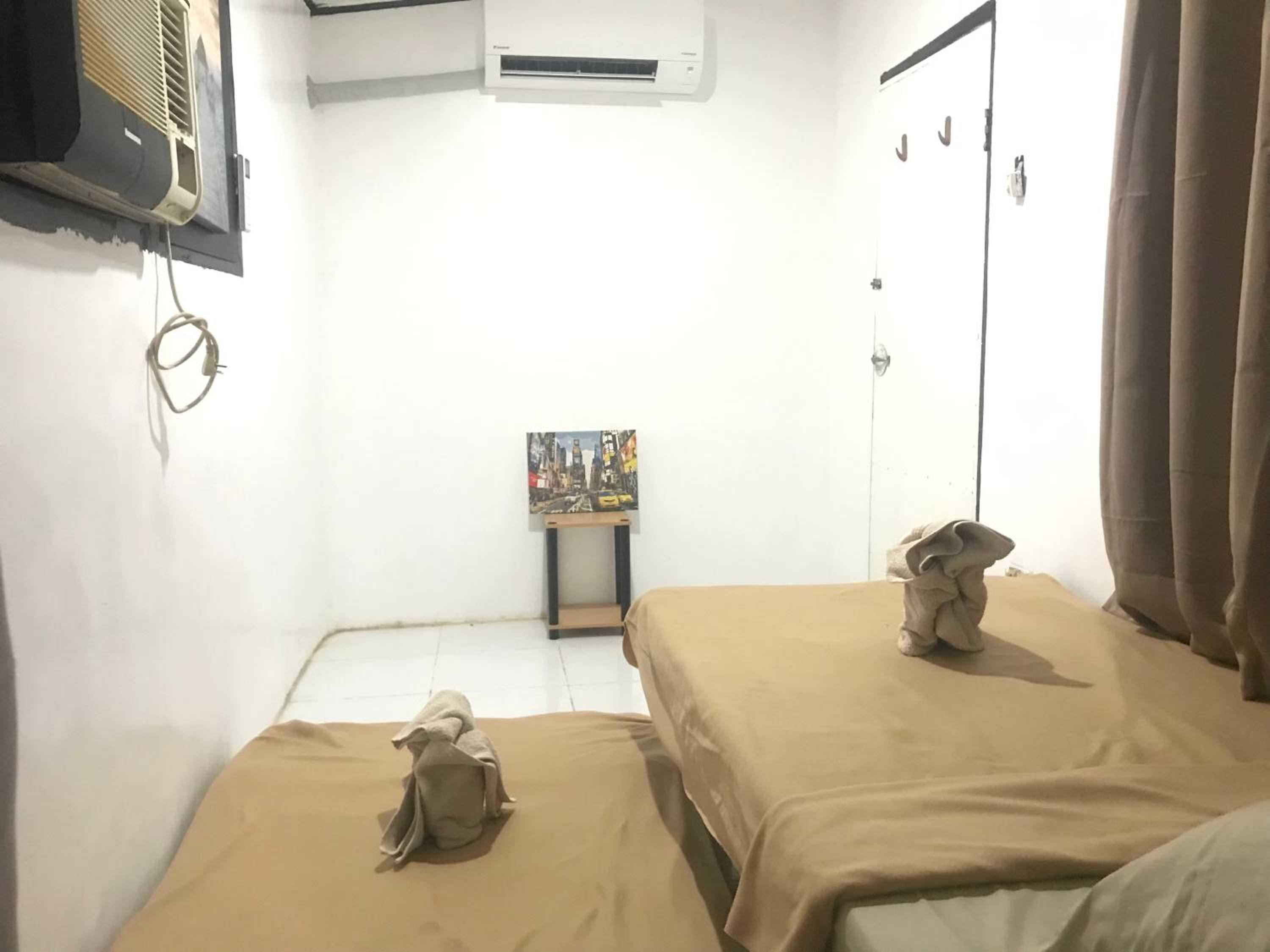 Central Hub Homestay