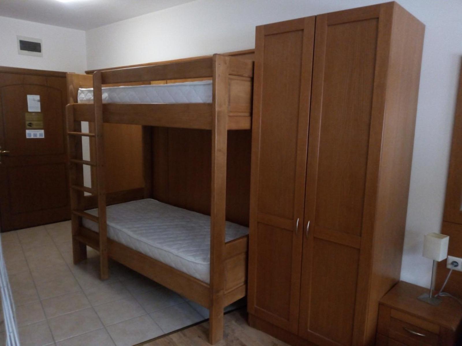 Studio Royal Plaza sleeps 4 Prime location, distance to ski lift - 50M