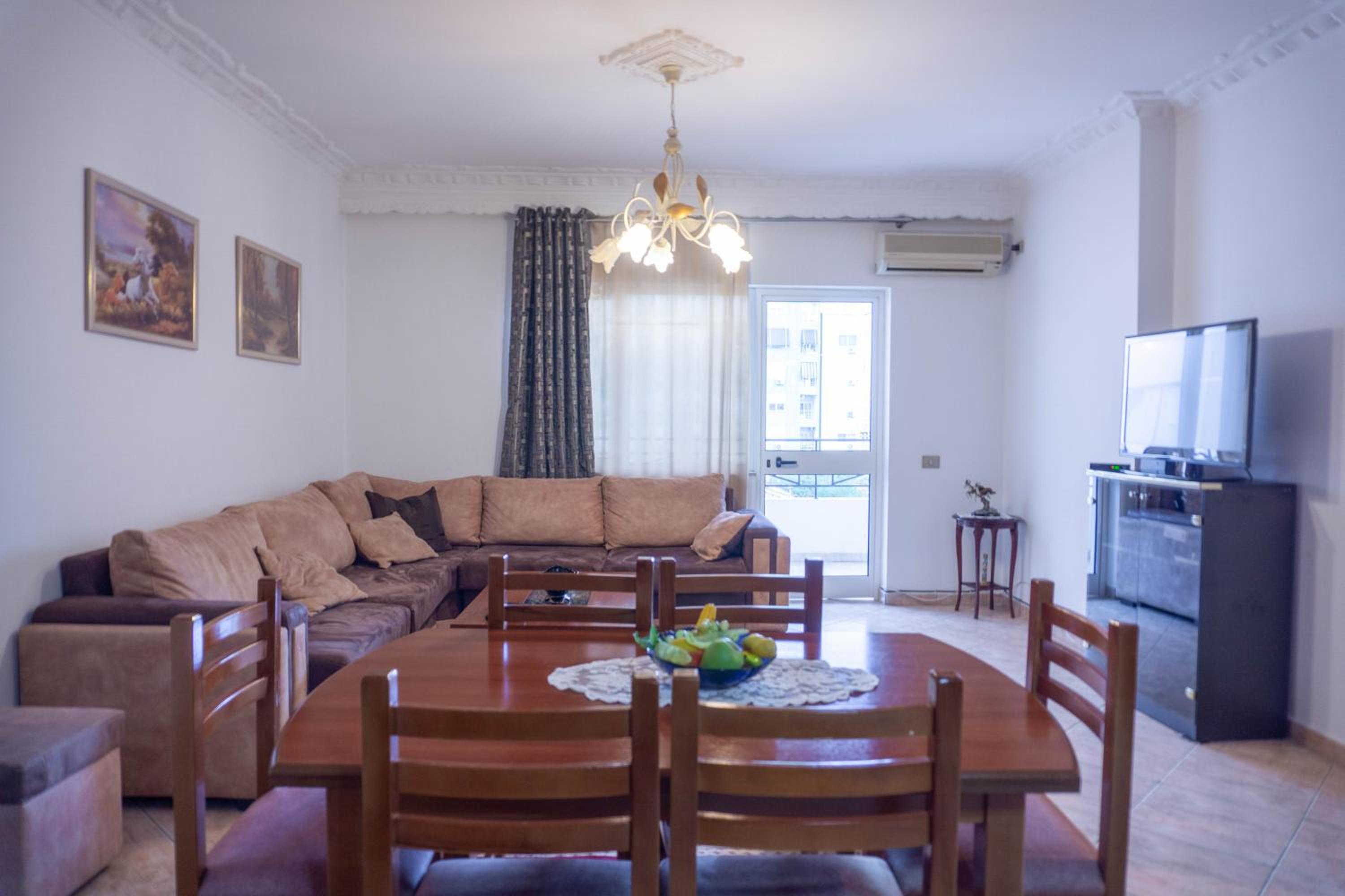 BLLOK Bright Private Bedrooms With Private Bathroom on Shared Apartment