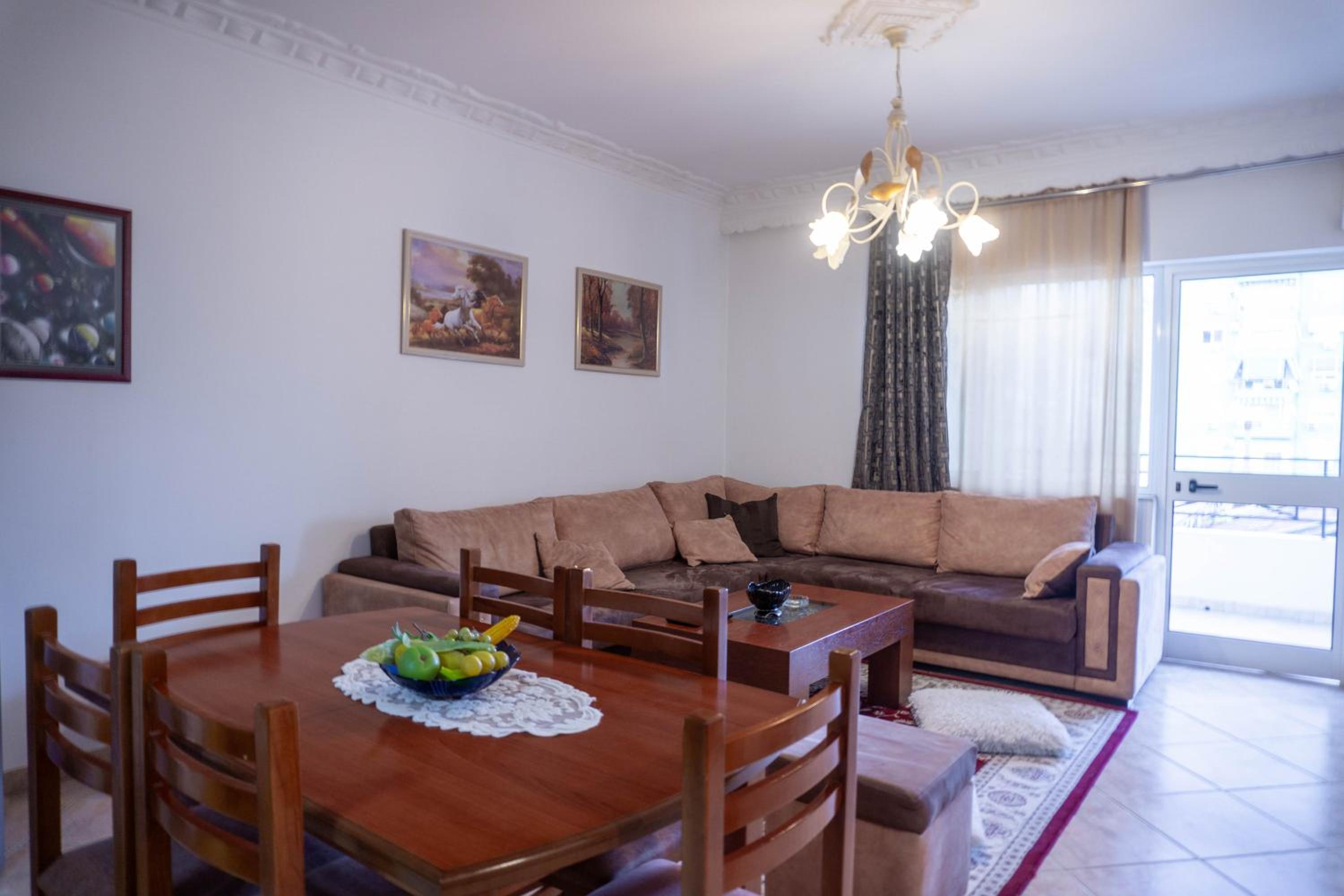 BLLOK Bright Private Bedrooms With Private Bathroom on Shared Apartment