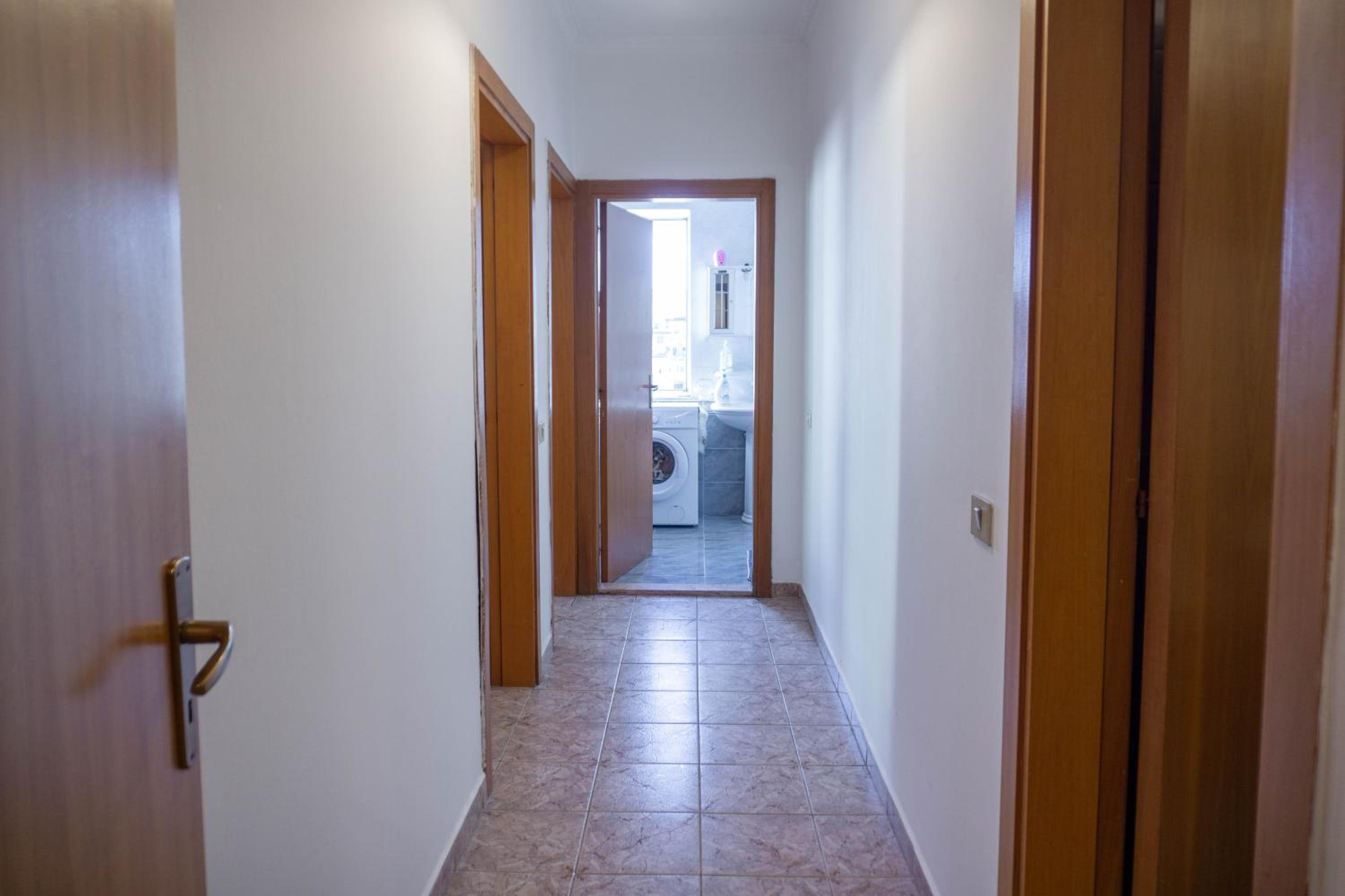 BLLOK Bright Private Bedrooms With Private Bathroom on Shared Apartment