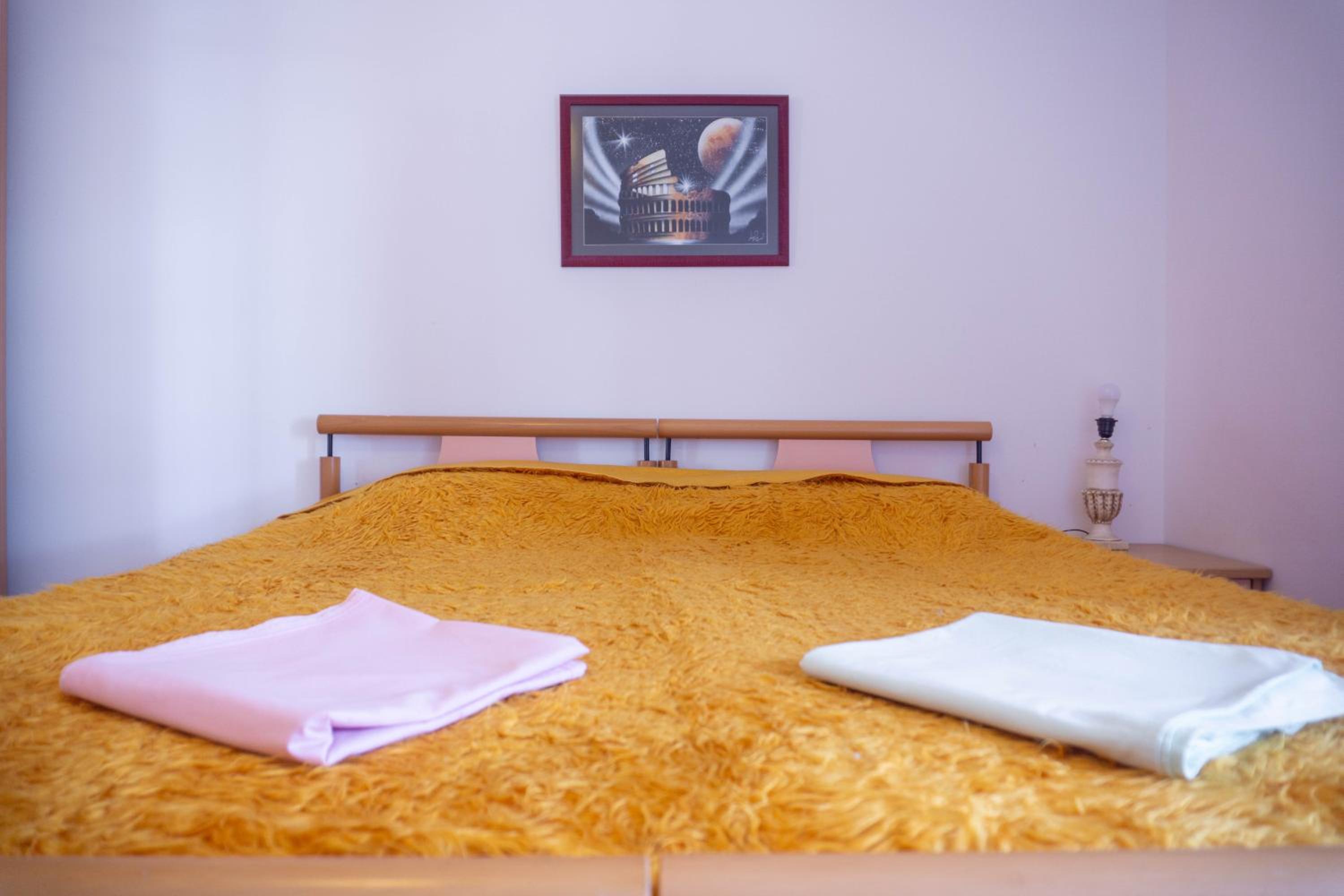 BLLOK Bright Private Bedrooms With Private Bathroom on Shared Apartment