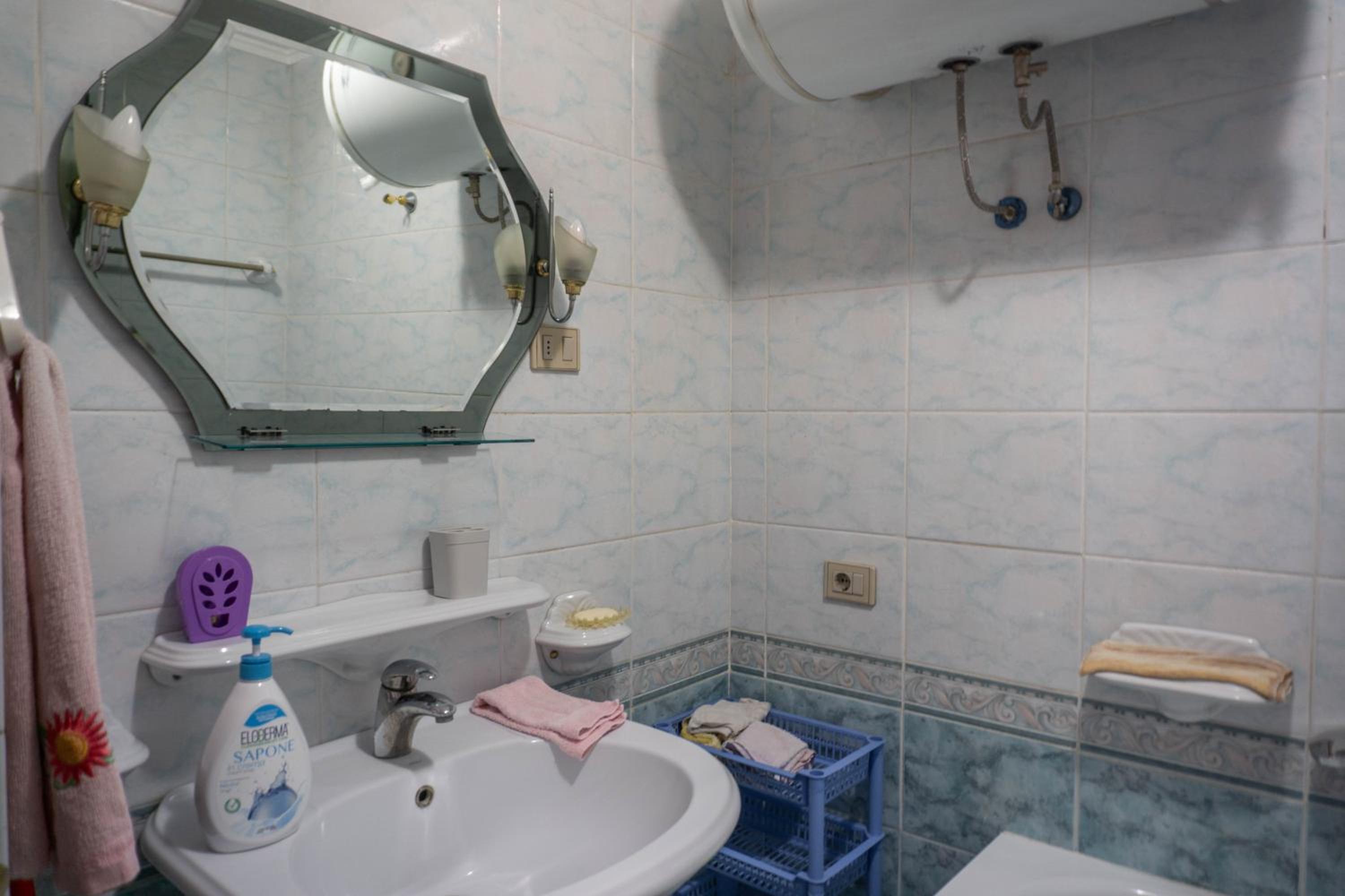 BLLOK Bright Private Bedrooms With Private Bathroom on Shared Apartment