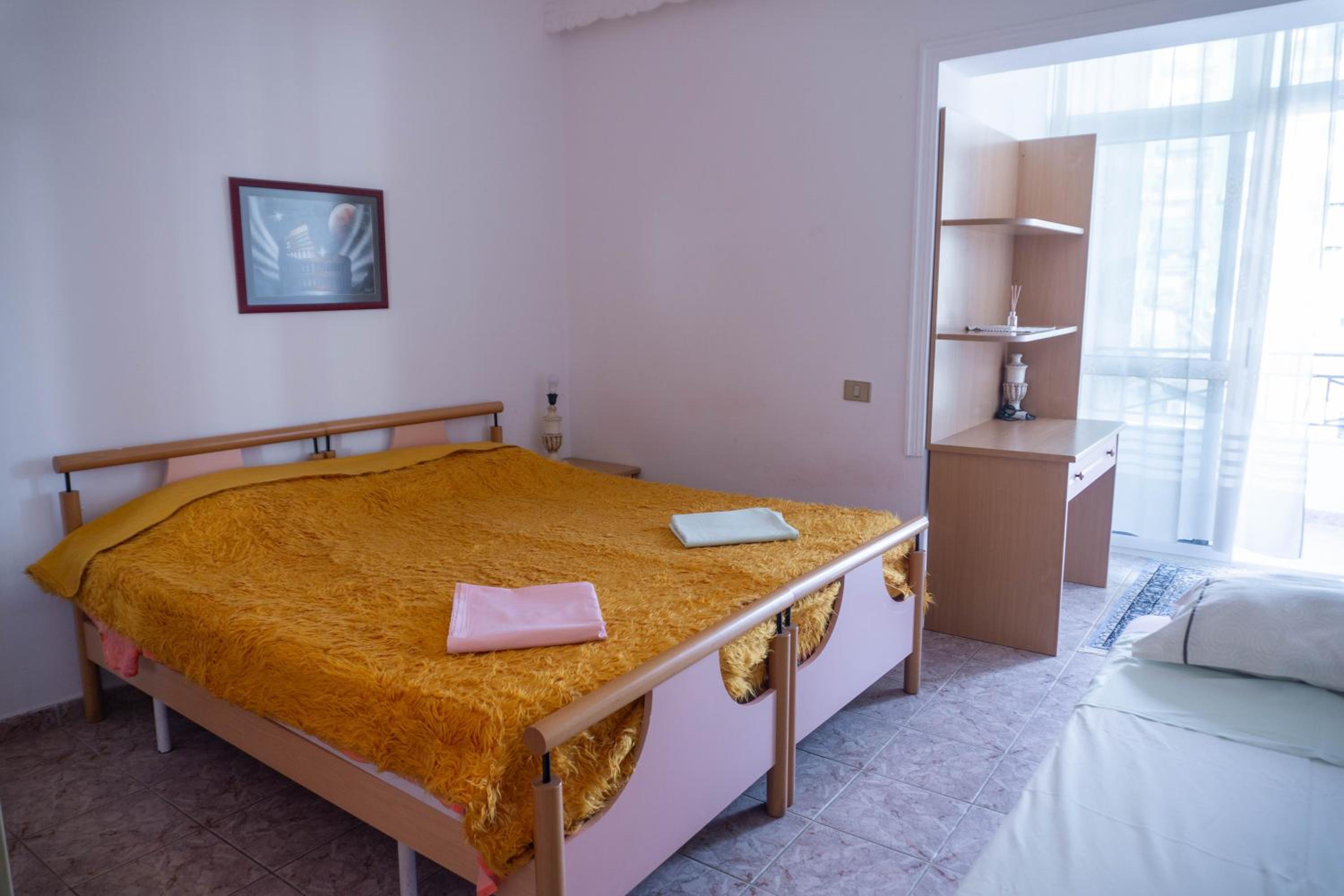 BLLOK Bright Private Bedrooms With Private Bathroom on Shared Apartment
