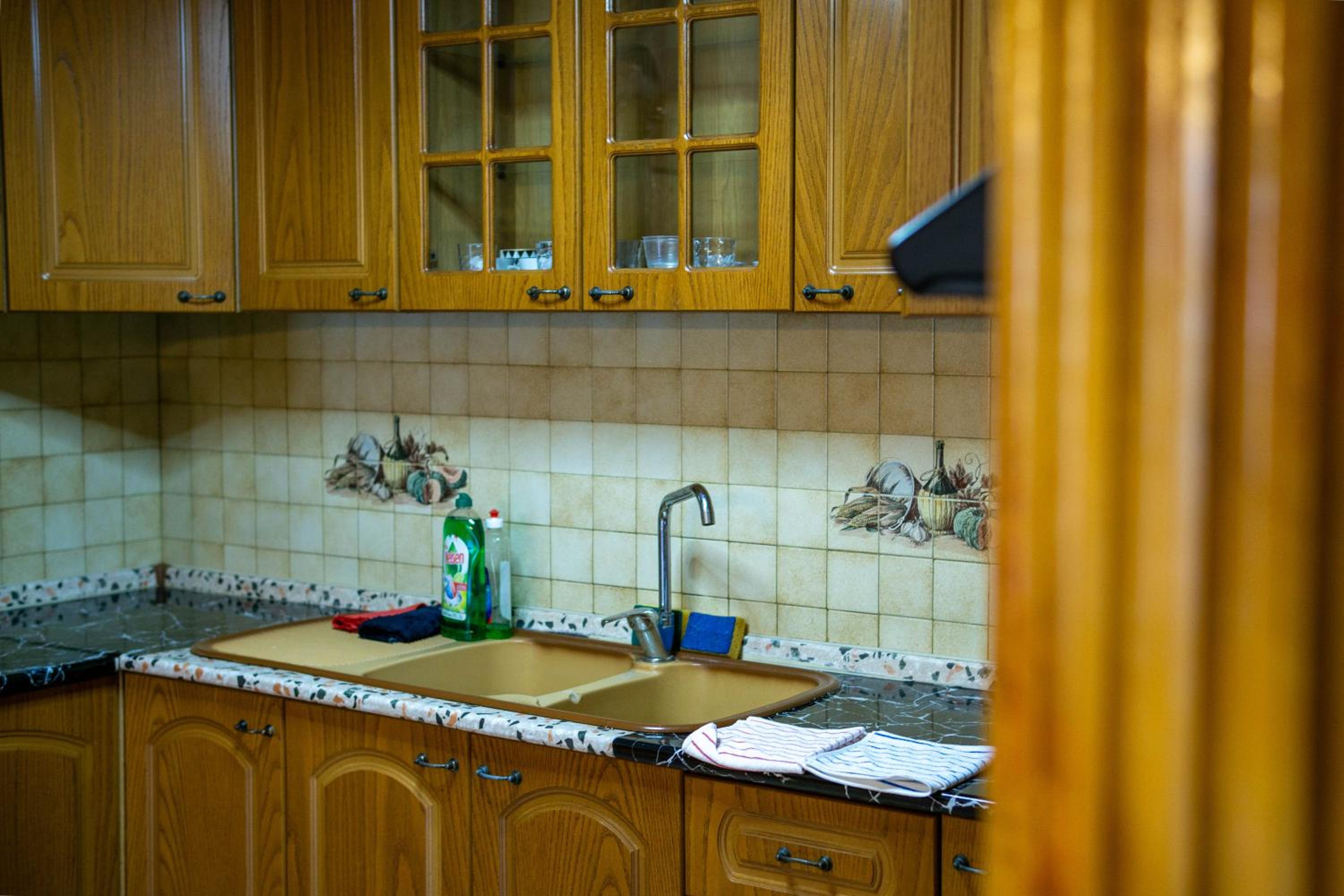 BLLOK Bright Private Bedrooms With Private Bathroom on Shared Apartment