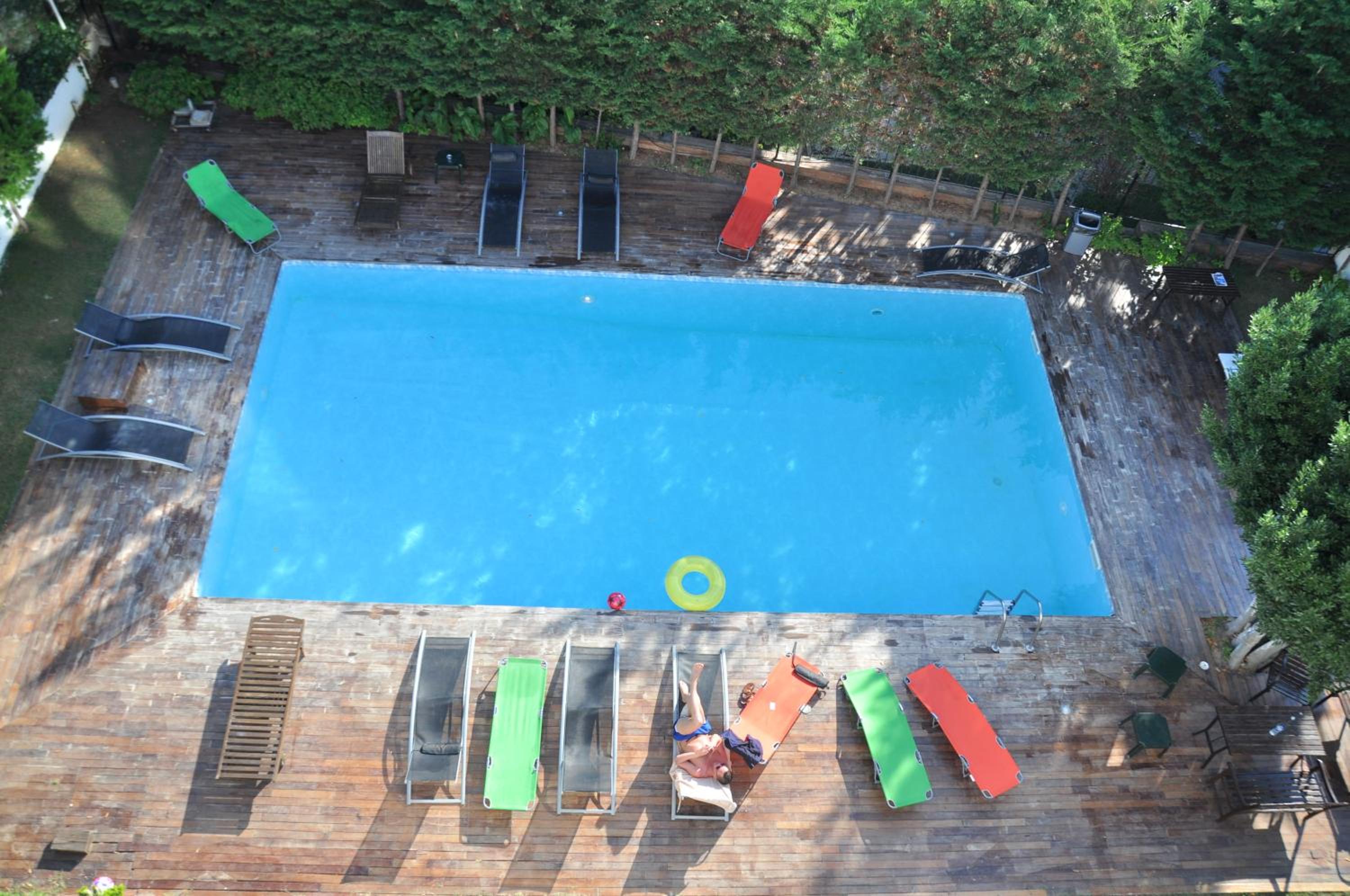 Island Otel - Image 7