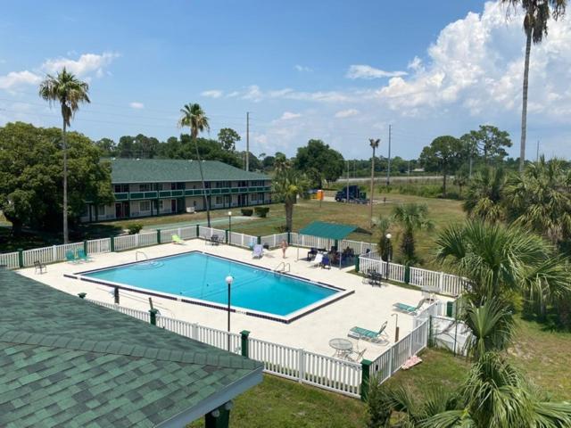Inn On The Green Florida view 2
