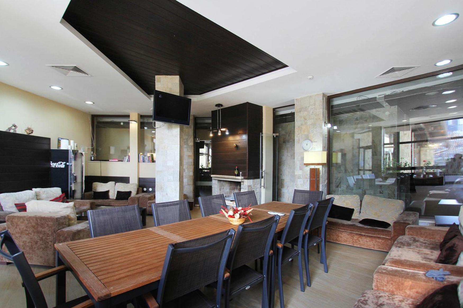 Alpine Lodge Bansko Apartments