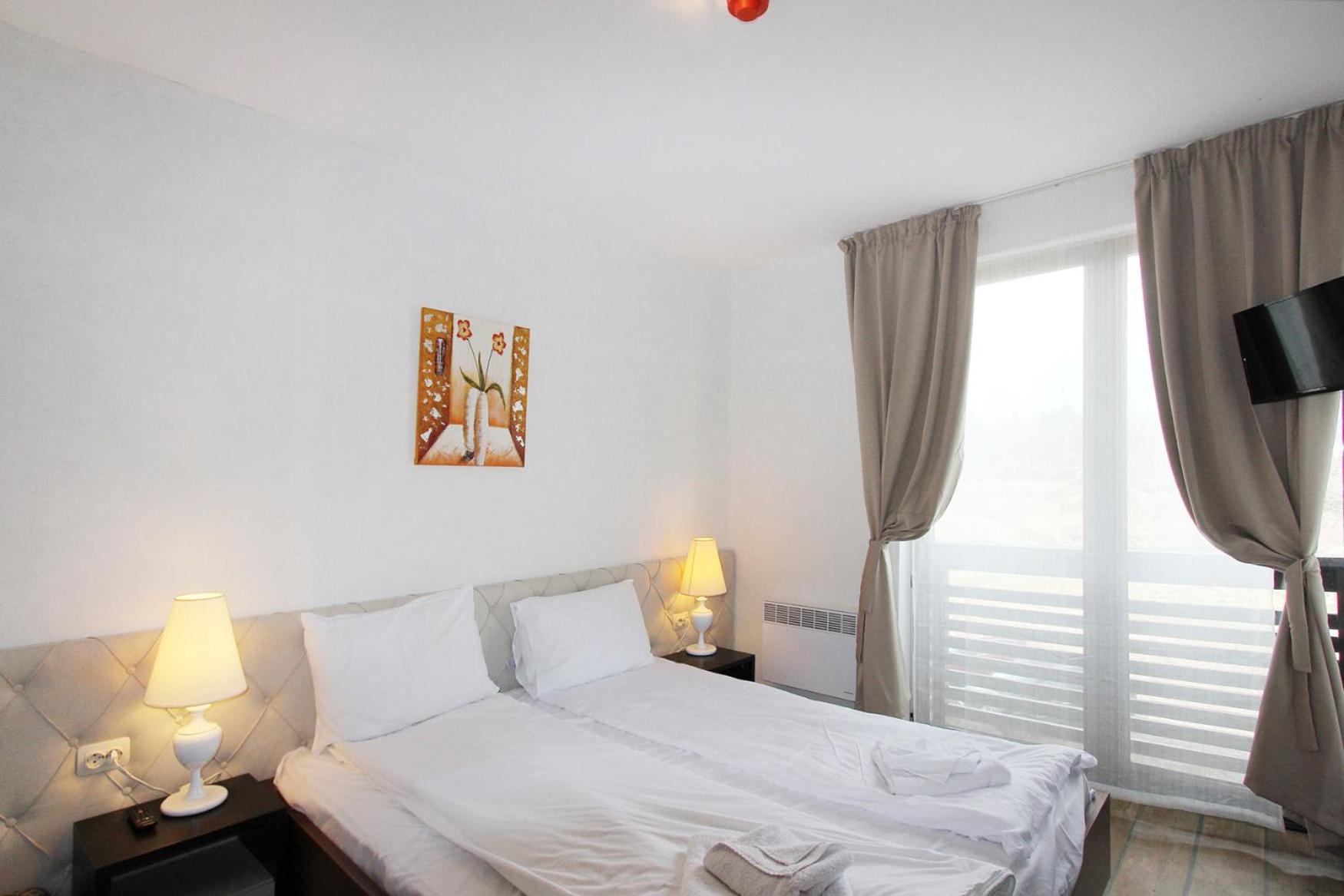 Alpine Lodge Bansko Apartments
