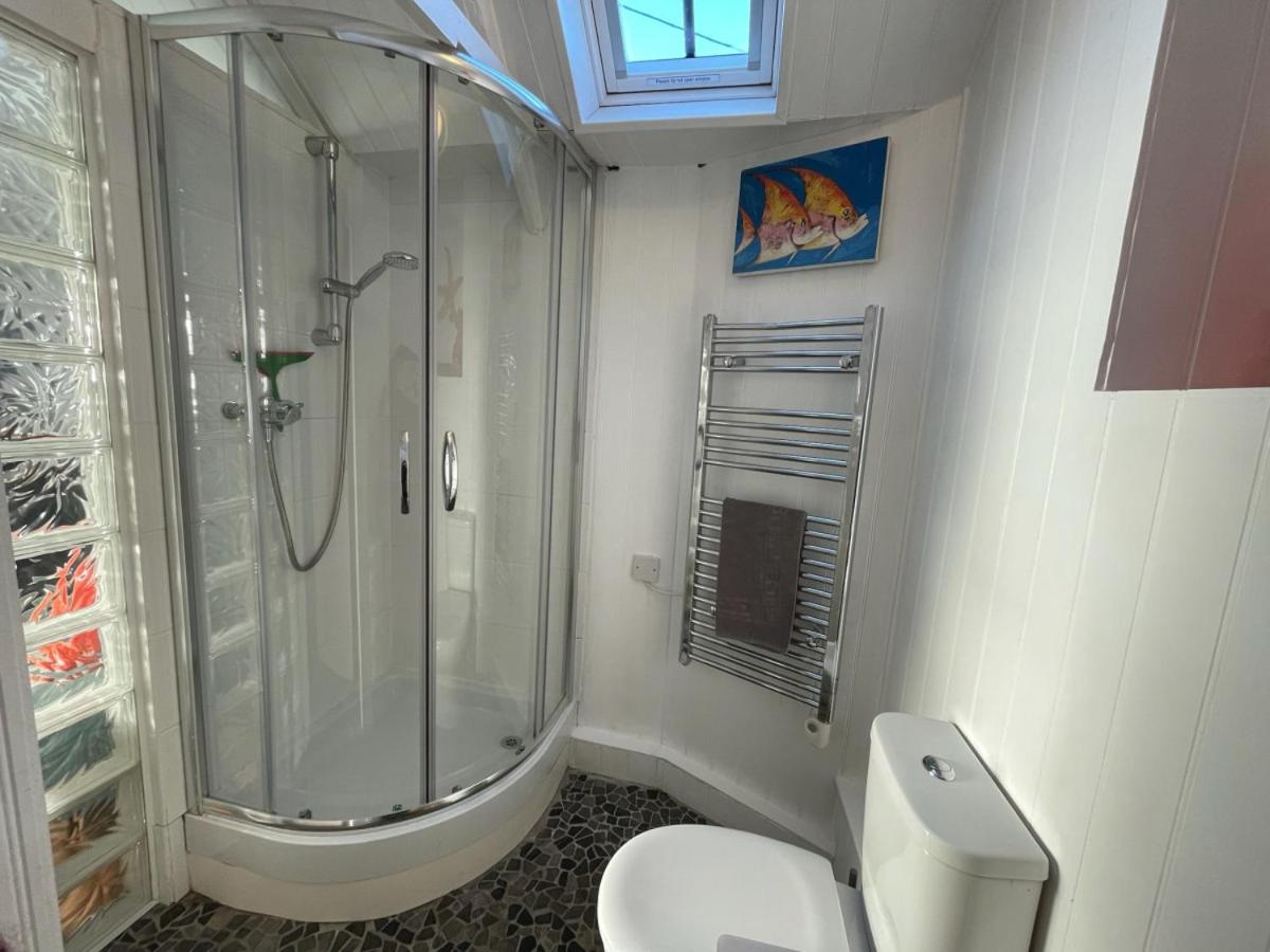 Sandown and Cillia Marys 4 bedroom 3 plus 1 view 3
