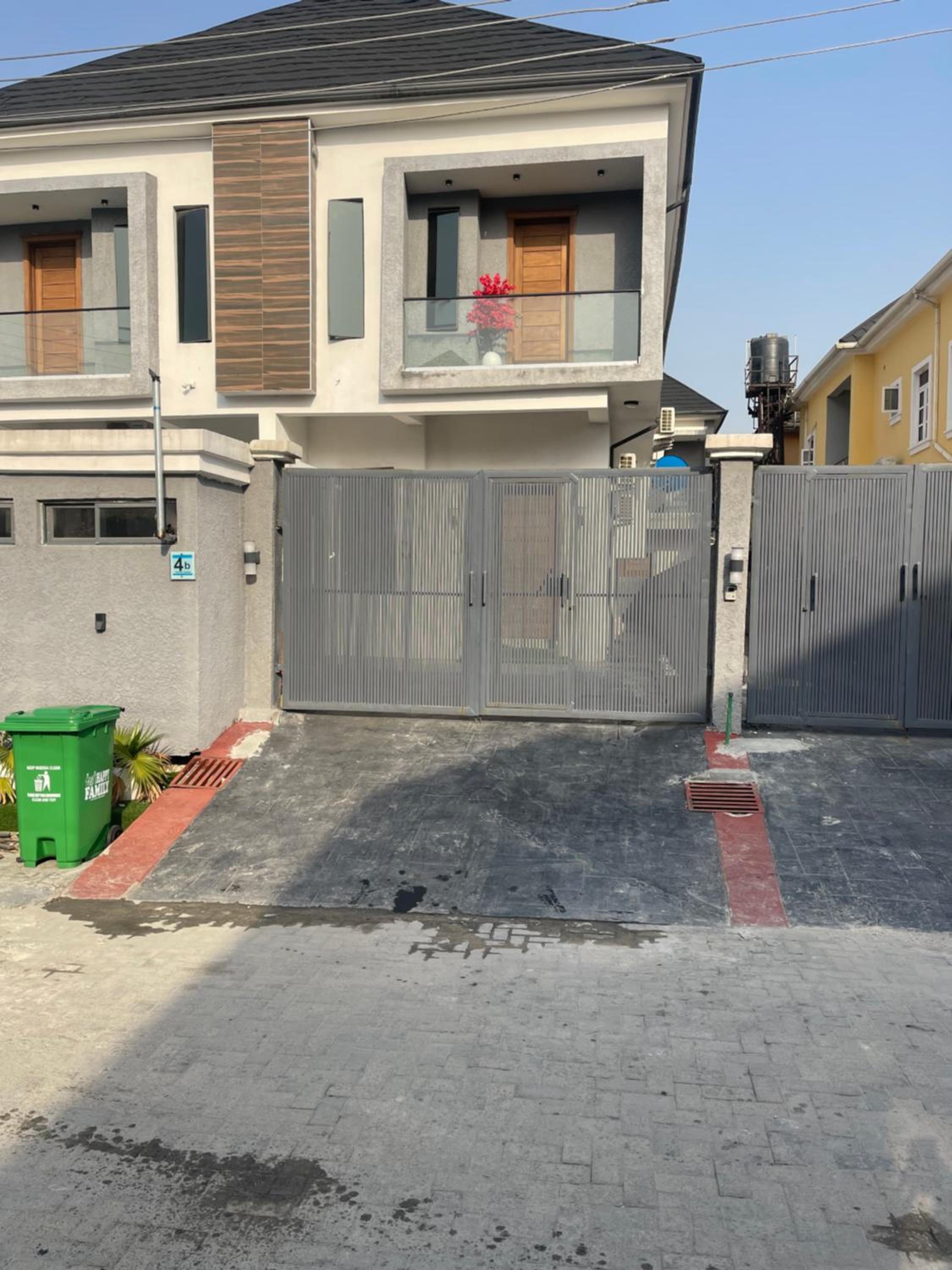 Empire homes view 5