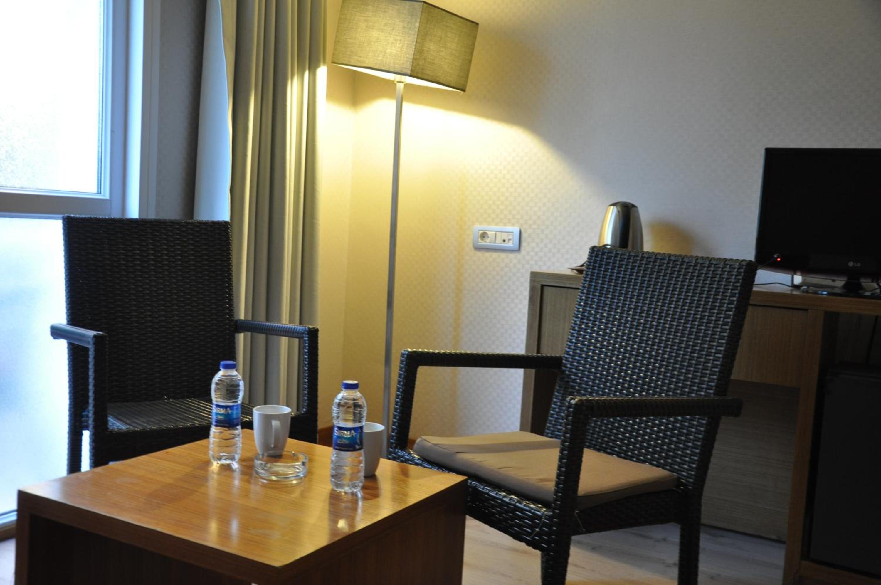 Island Otel - Image 43