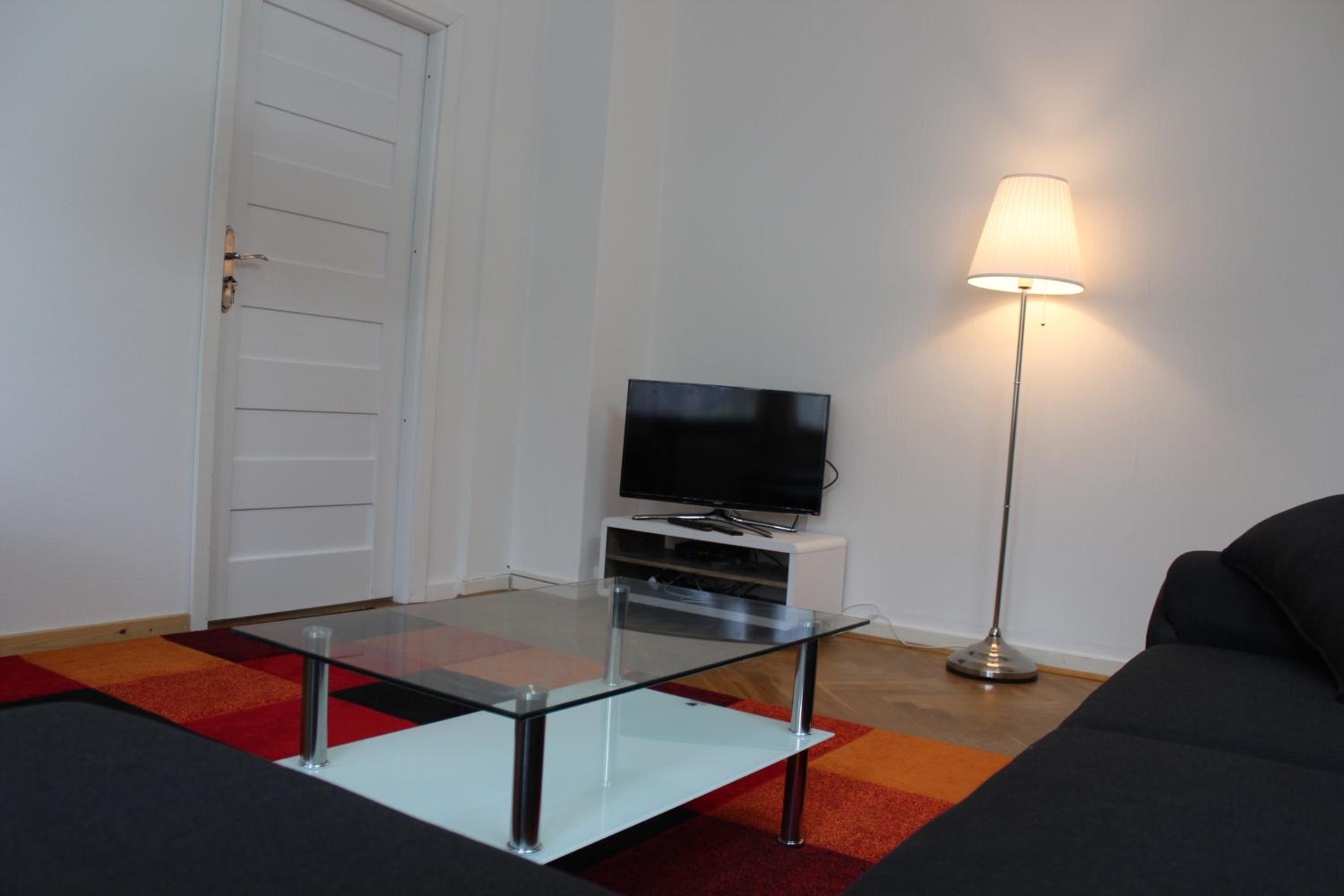 Photo 6