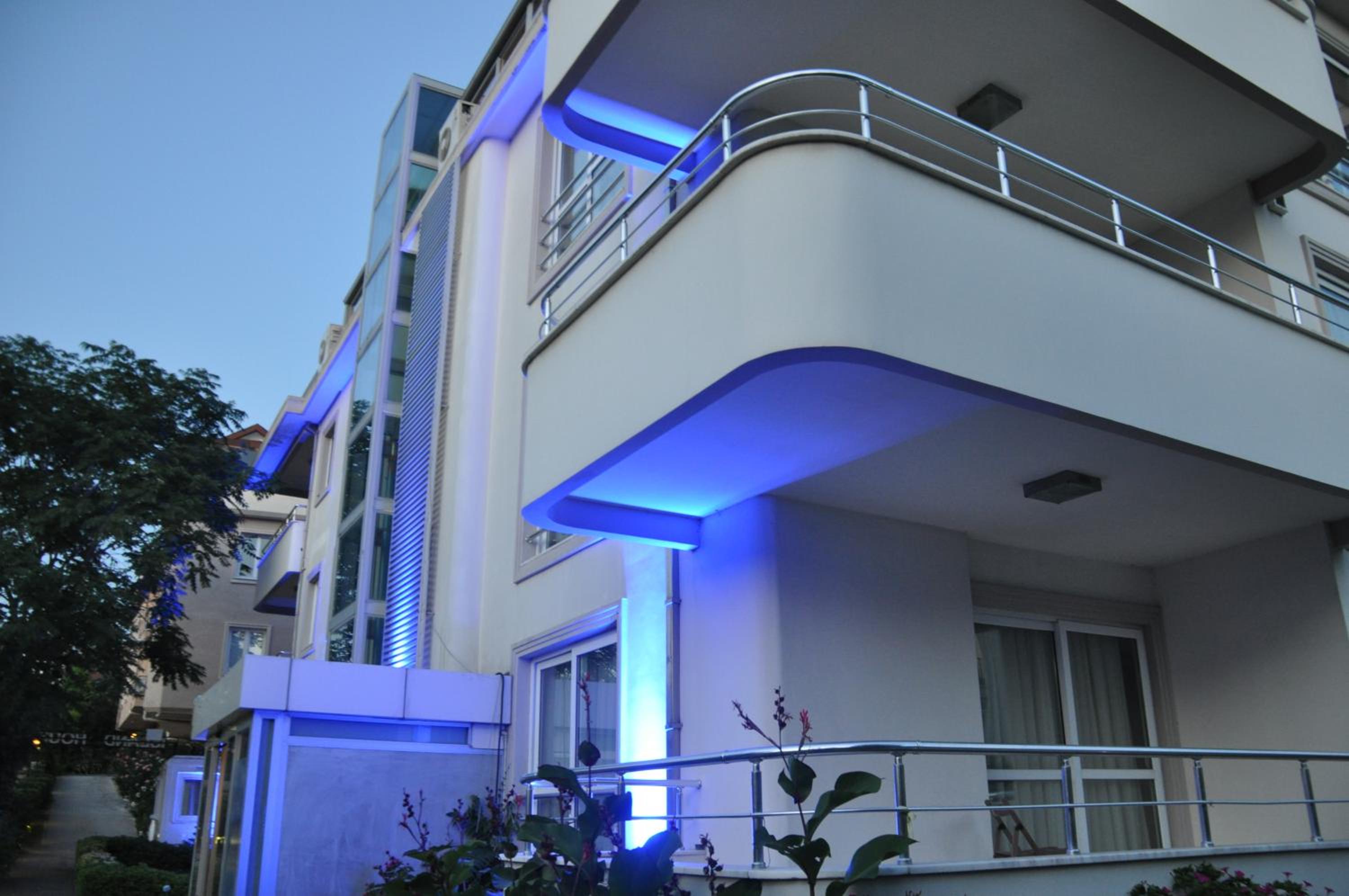 Island Otel - Image 56