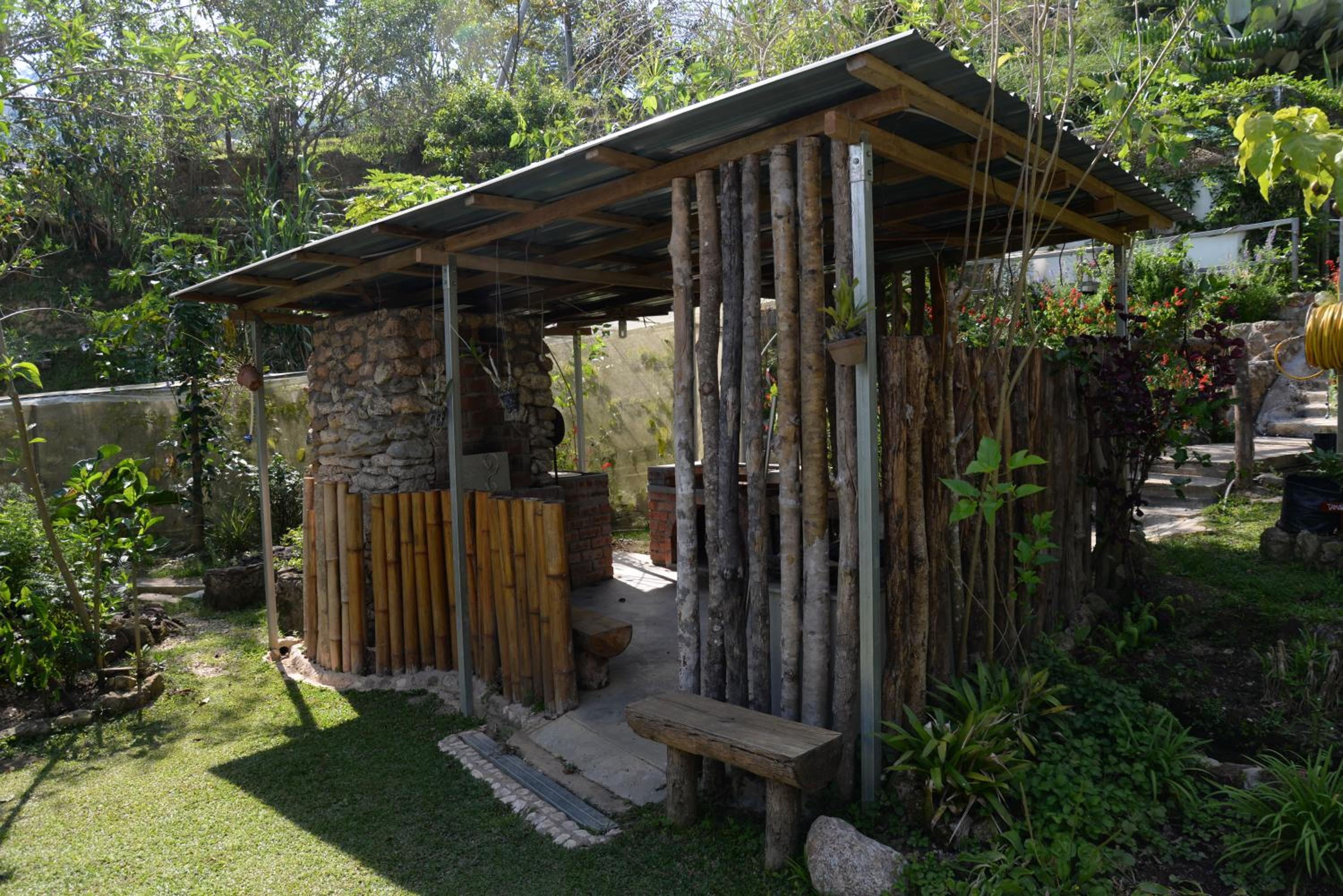 Moonriver Lodge