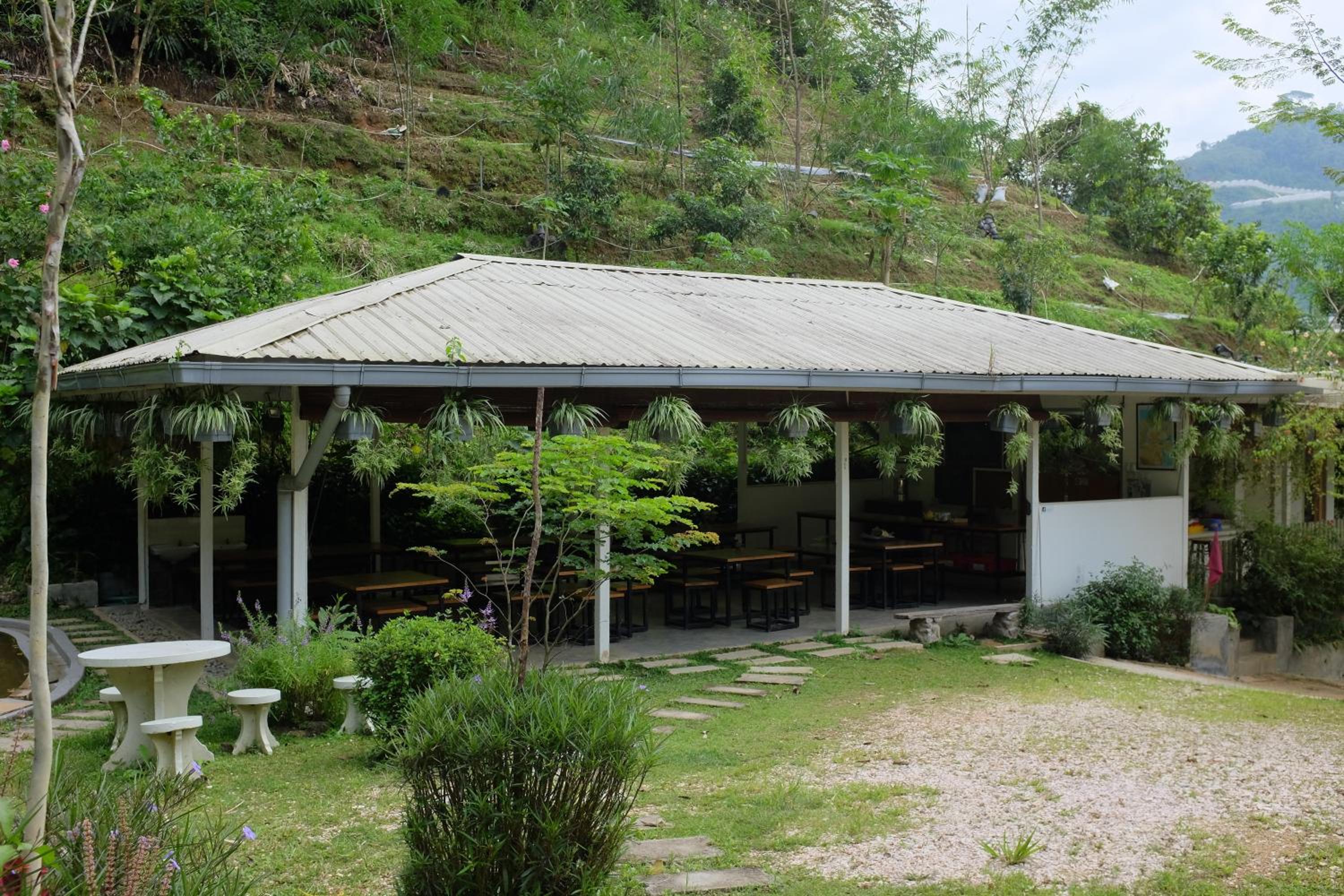 Moonriver Lodge