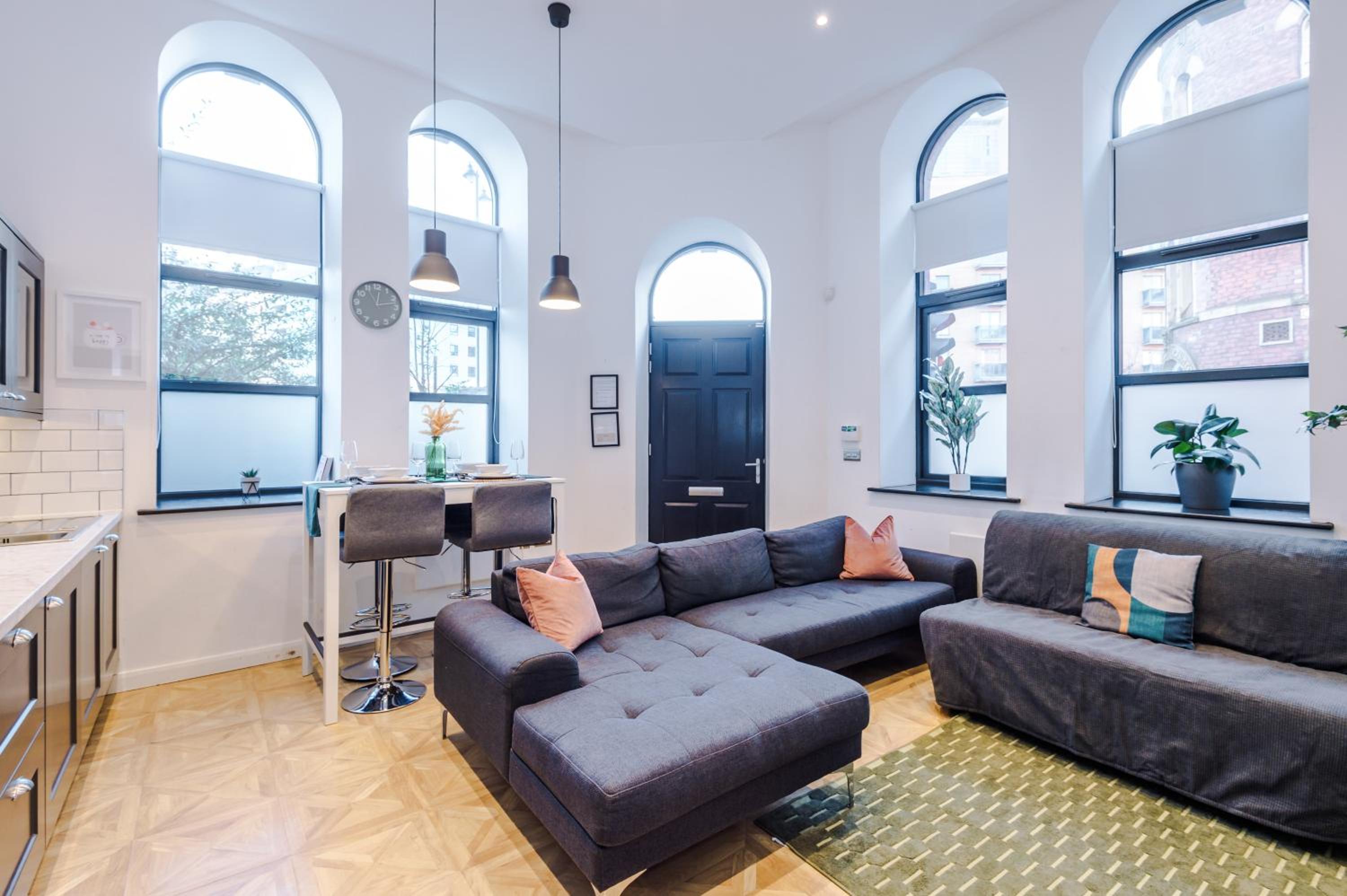 2025 Traveler Award Winner - Gorgeous Central Flat in Leeds Ideal for Long Stay