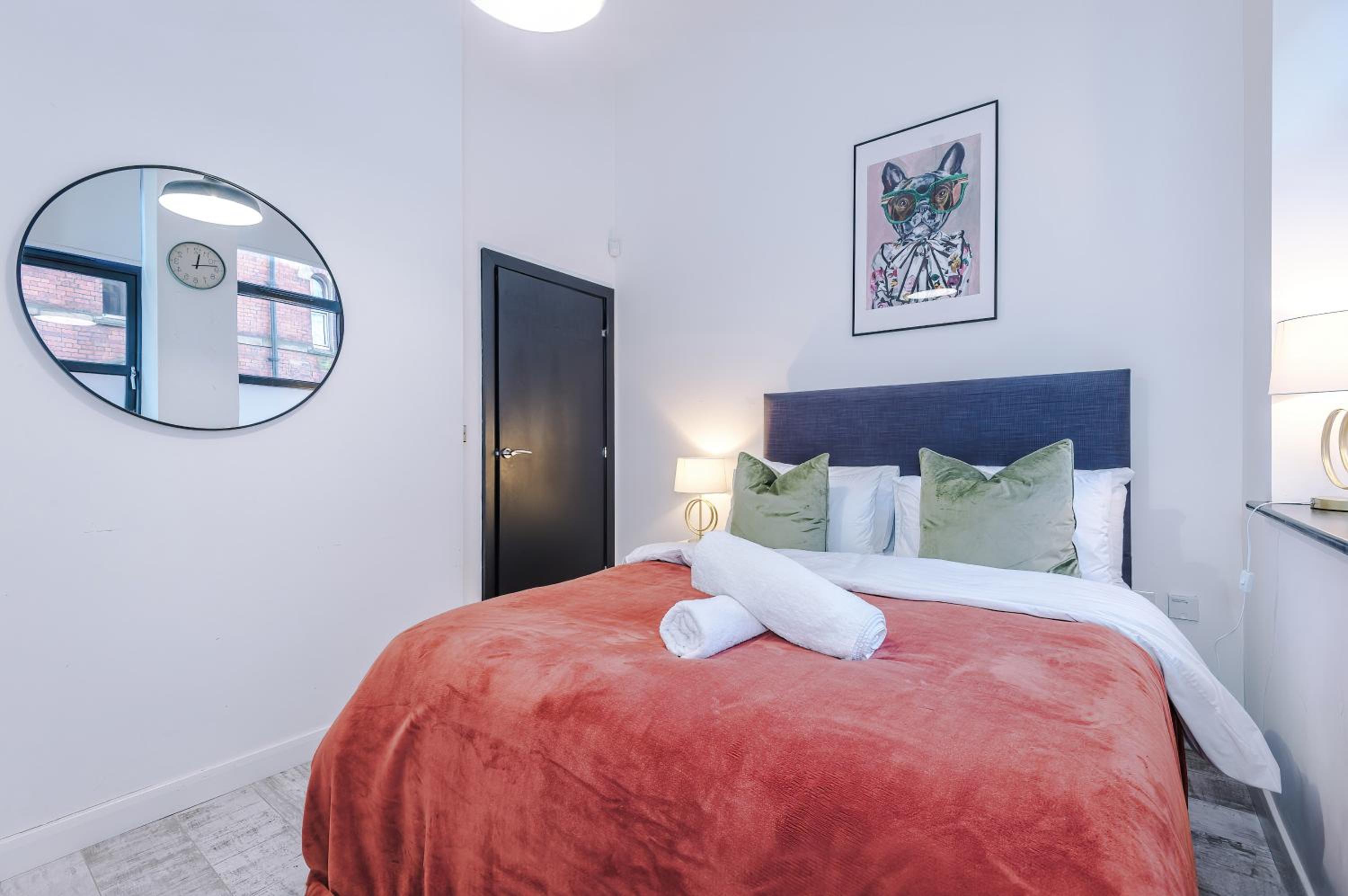 2025 Traveler Award Winner - Gorgeous Central Flat in Leeds Ideal for Long Stay