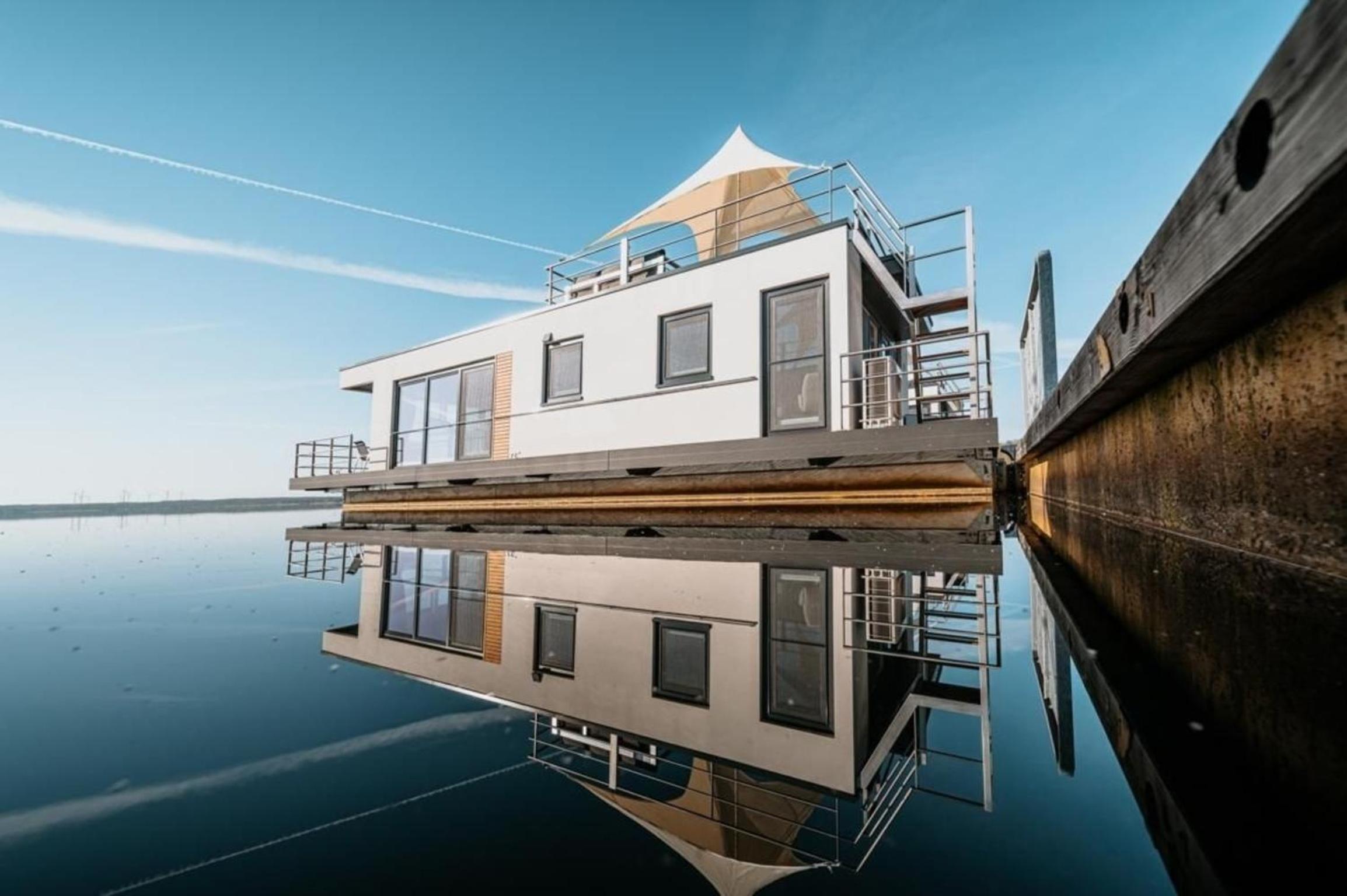 Hausboot Seelenbaumler - LP13