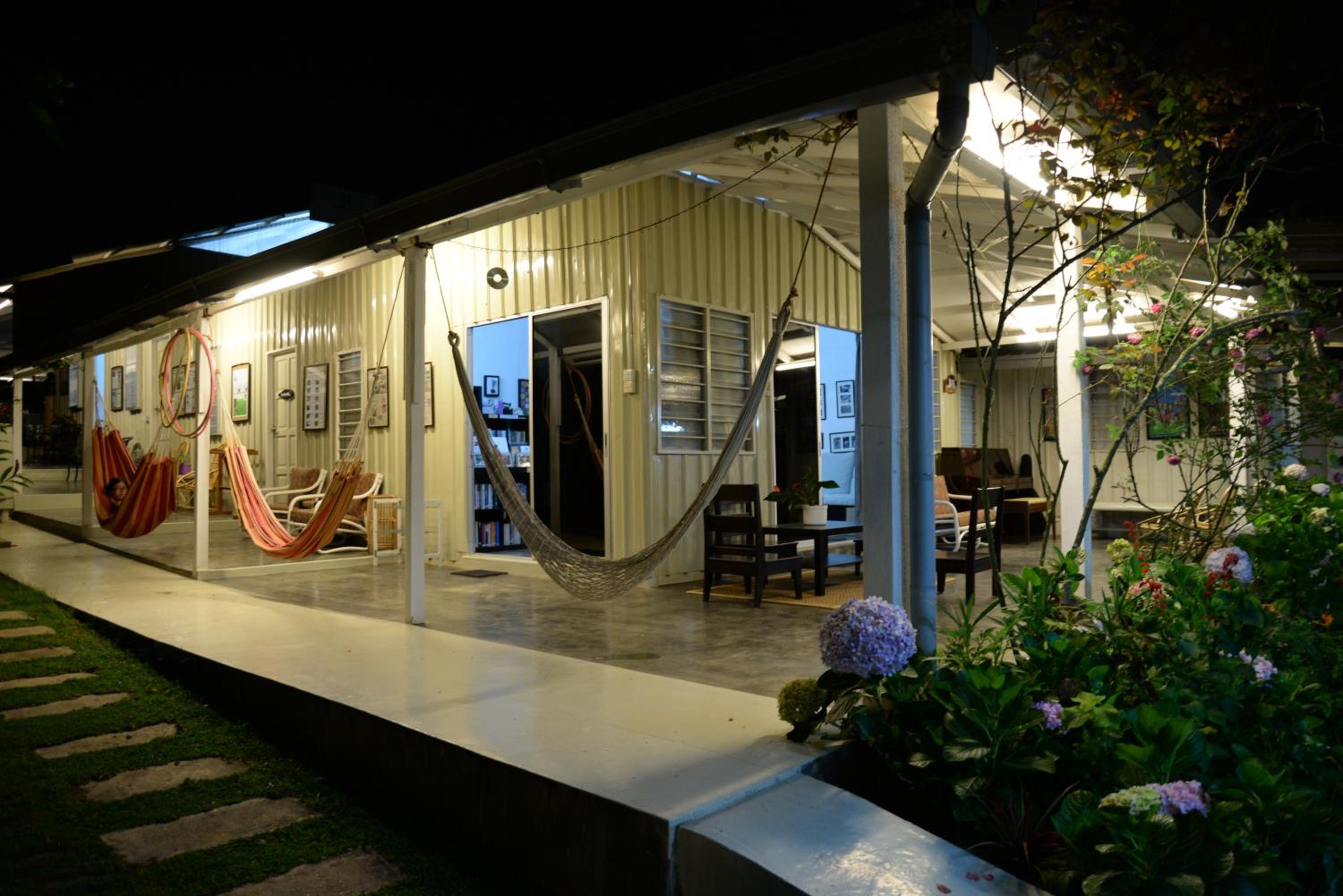 Moonriver Lodge