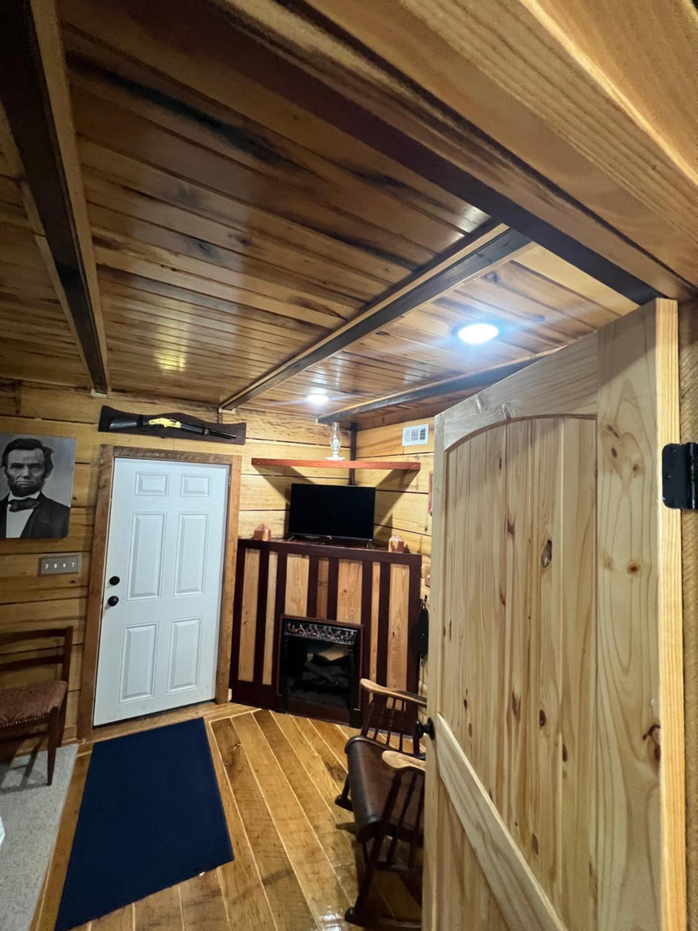 Jewel Branch Cabin view 4