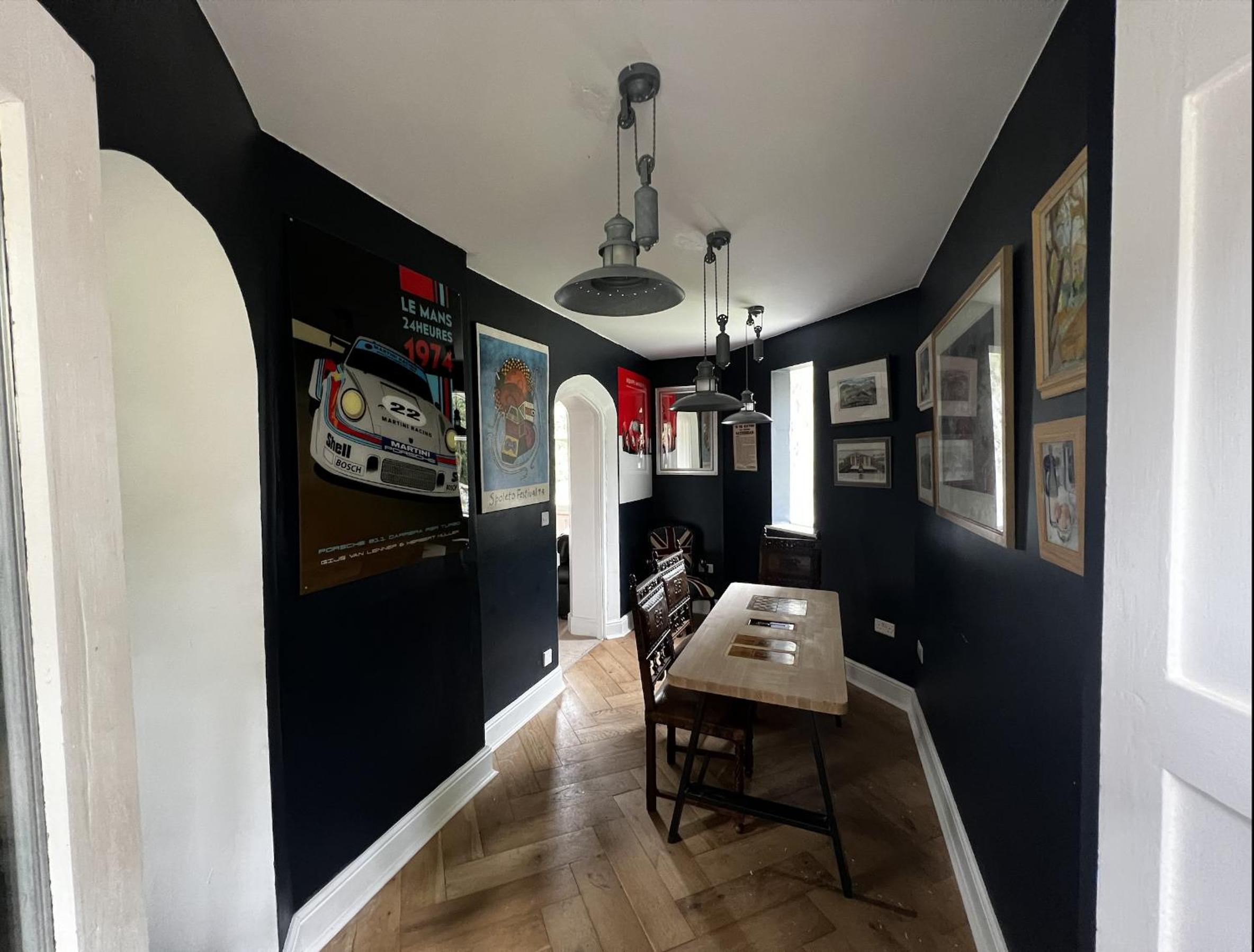 Photo 18