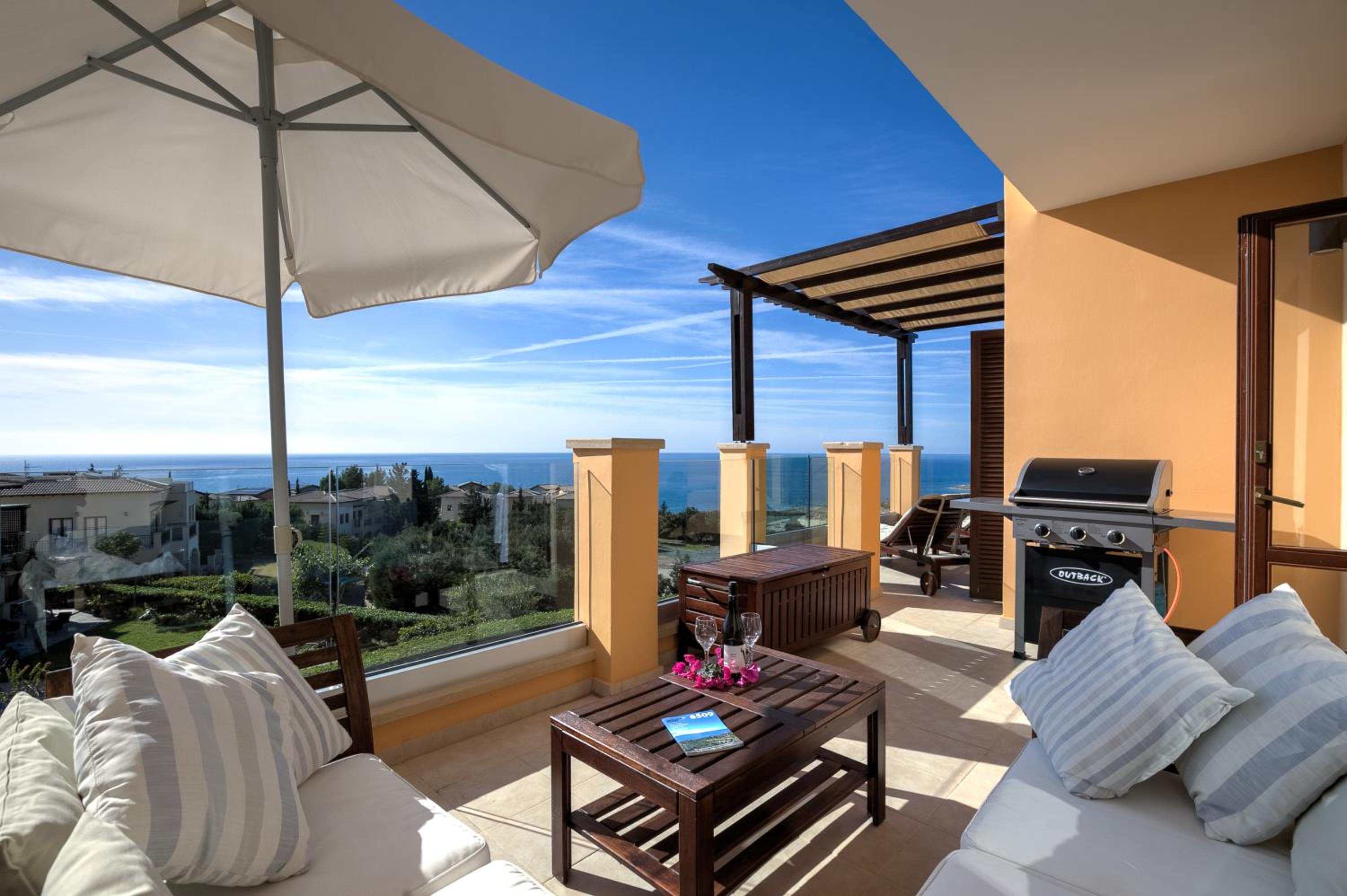Hotel 2 bedroom Apartment Thalassa with sea and sunset views, Aphrodite Hills Resort - Image 1