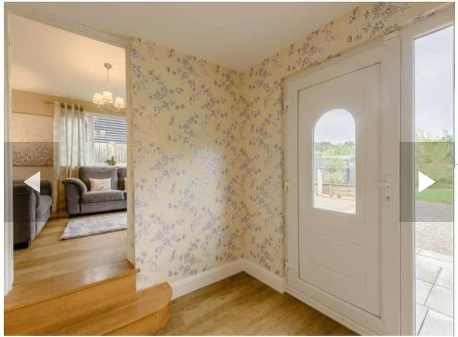 Lillibelles lodge,Oak tree farm view 5