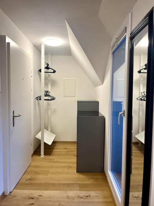 Central & modern penthouse-studio with balcony & air-condition