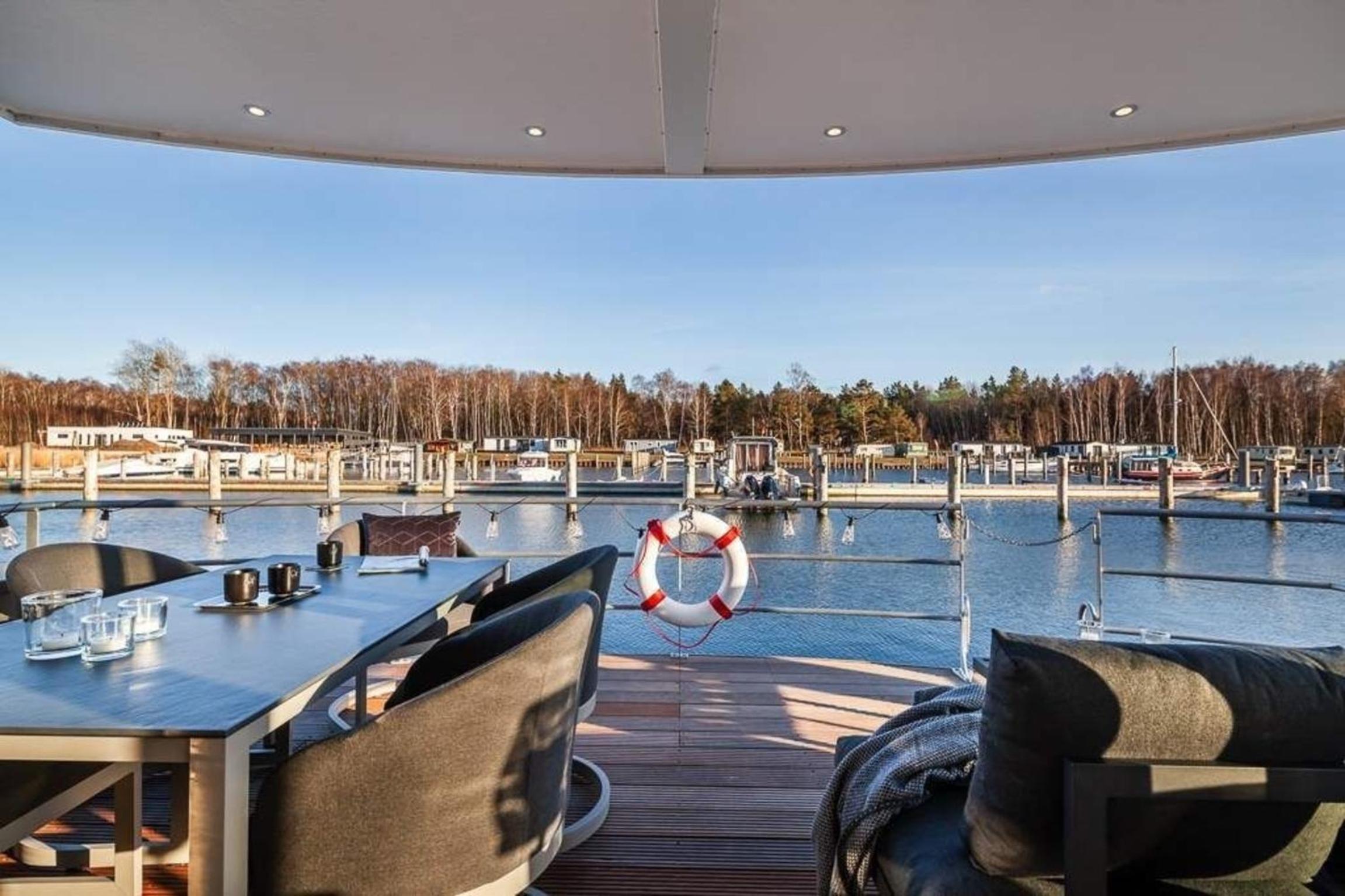 Hausboot Chalet am Meer - LP8