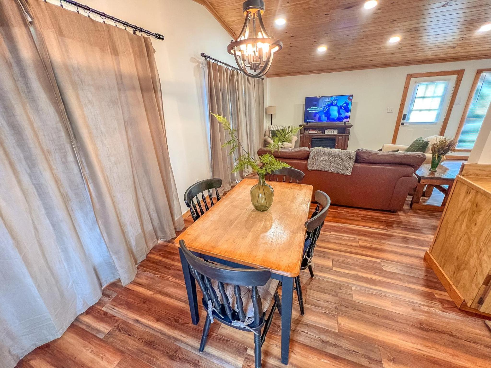 Mountain Memories - New Rental 2023 view 3
