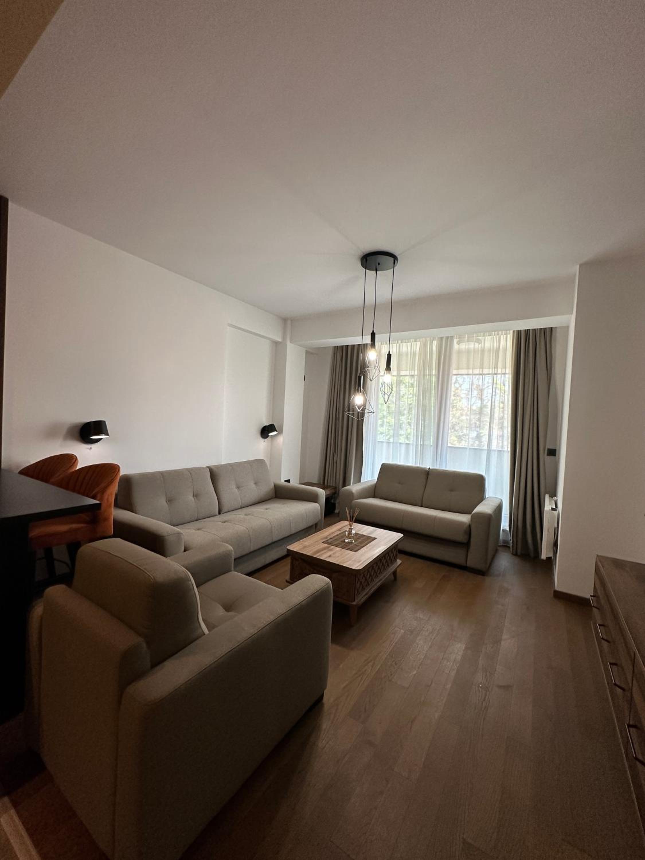 Golden Mountain Apartments view 3