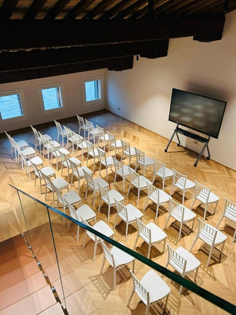 meeting & event spaces