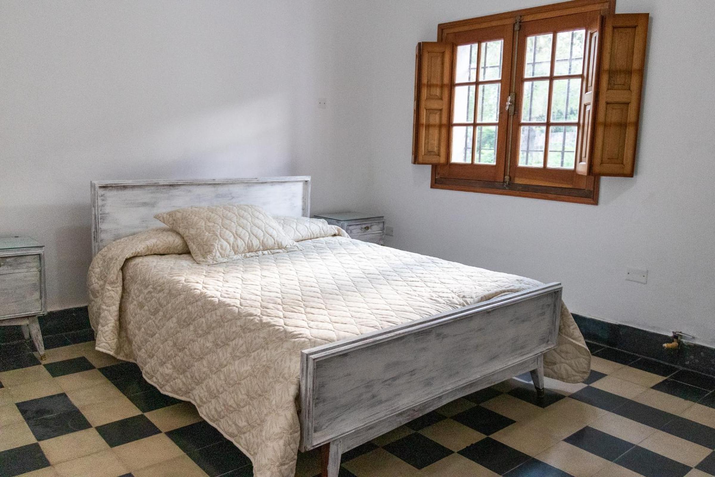 Casa con vista plena al lago y a la ciudad de Villa Carlos Paz IG alquilervillacarlospaz