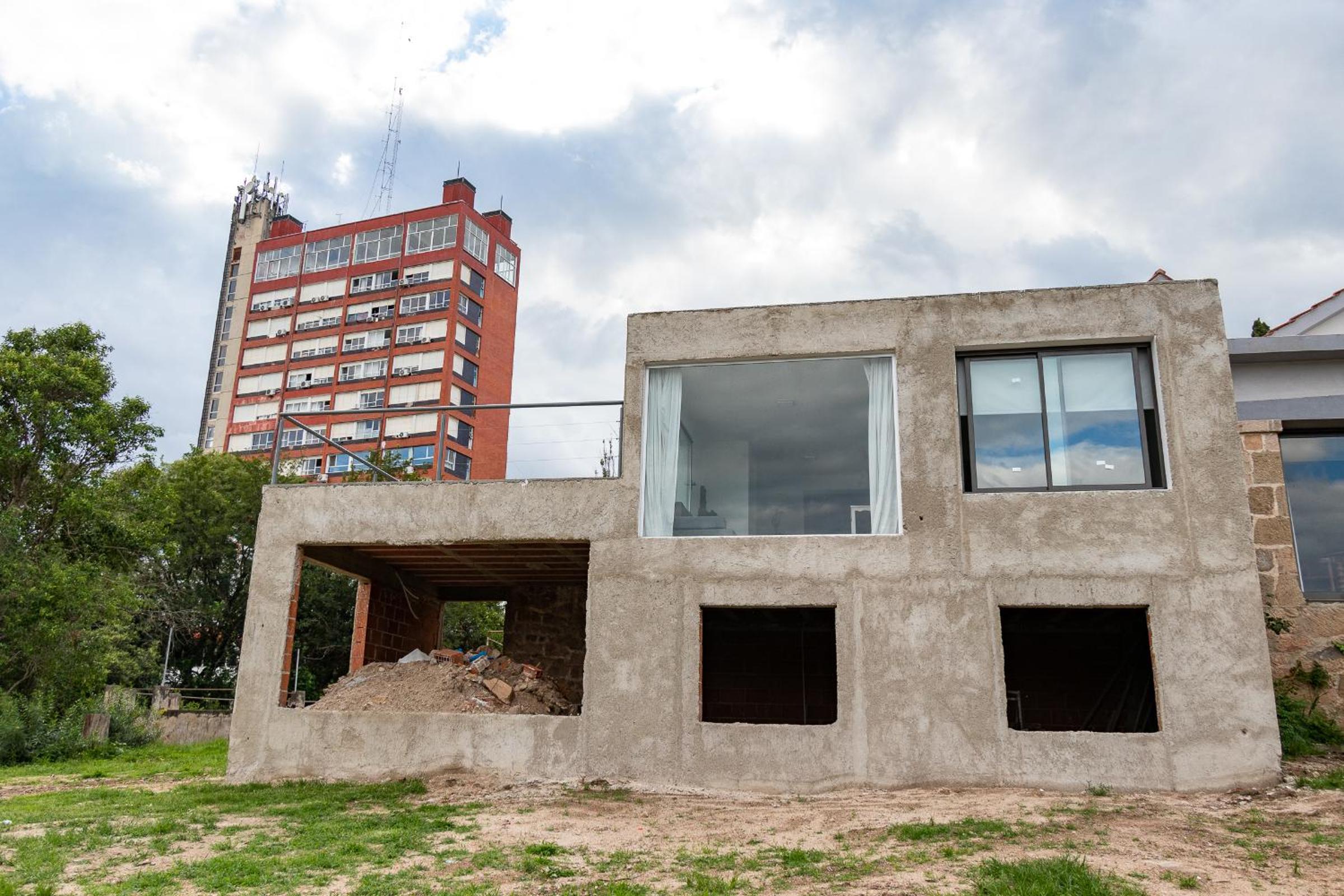 Casa con vista plena al lago y a la ciudad de Villa Carlos Paz IG alquilervillacarlospaz