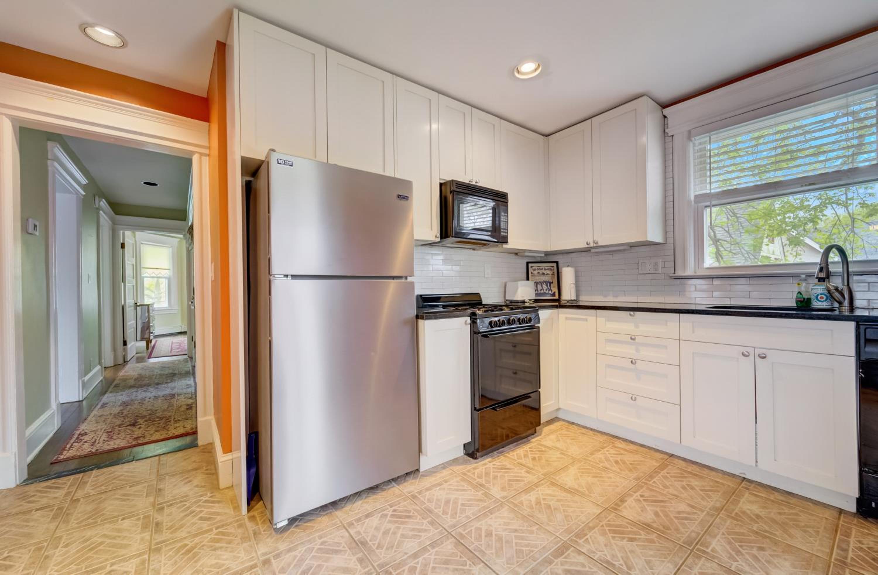 4 - 5 Bed Apt Victorian Beach House in Asbury Park view 3
