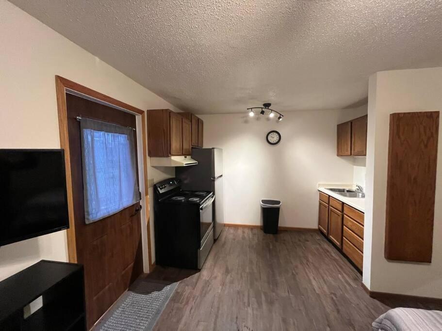 Tomah Apartment - 201 E Veterans Unit J view 2