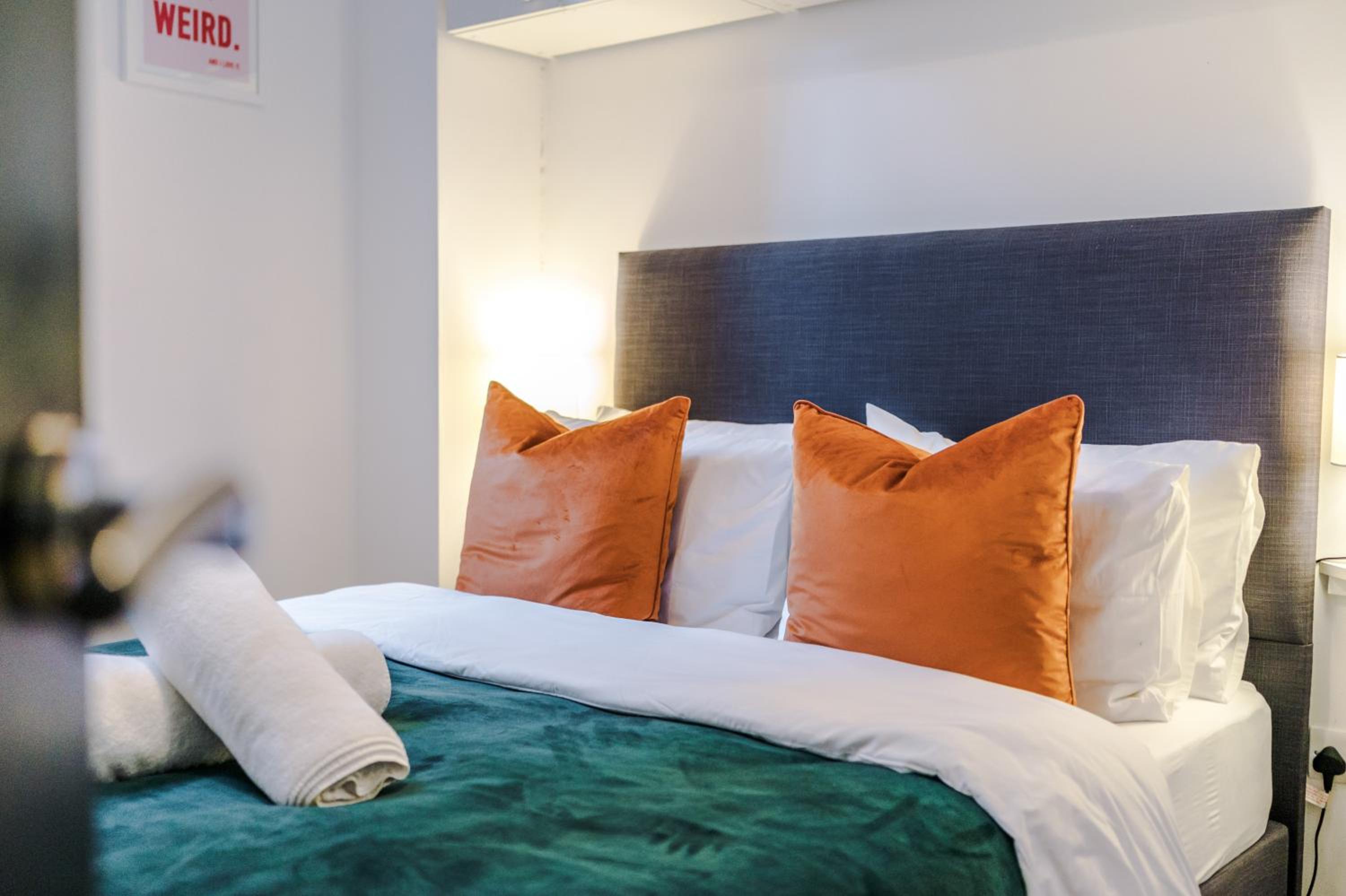 2025 Traveler Award Winner - Gorgeous Central Flat in Leeds Ideal for Long Stay
