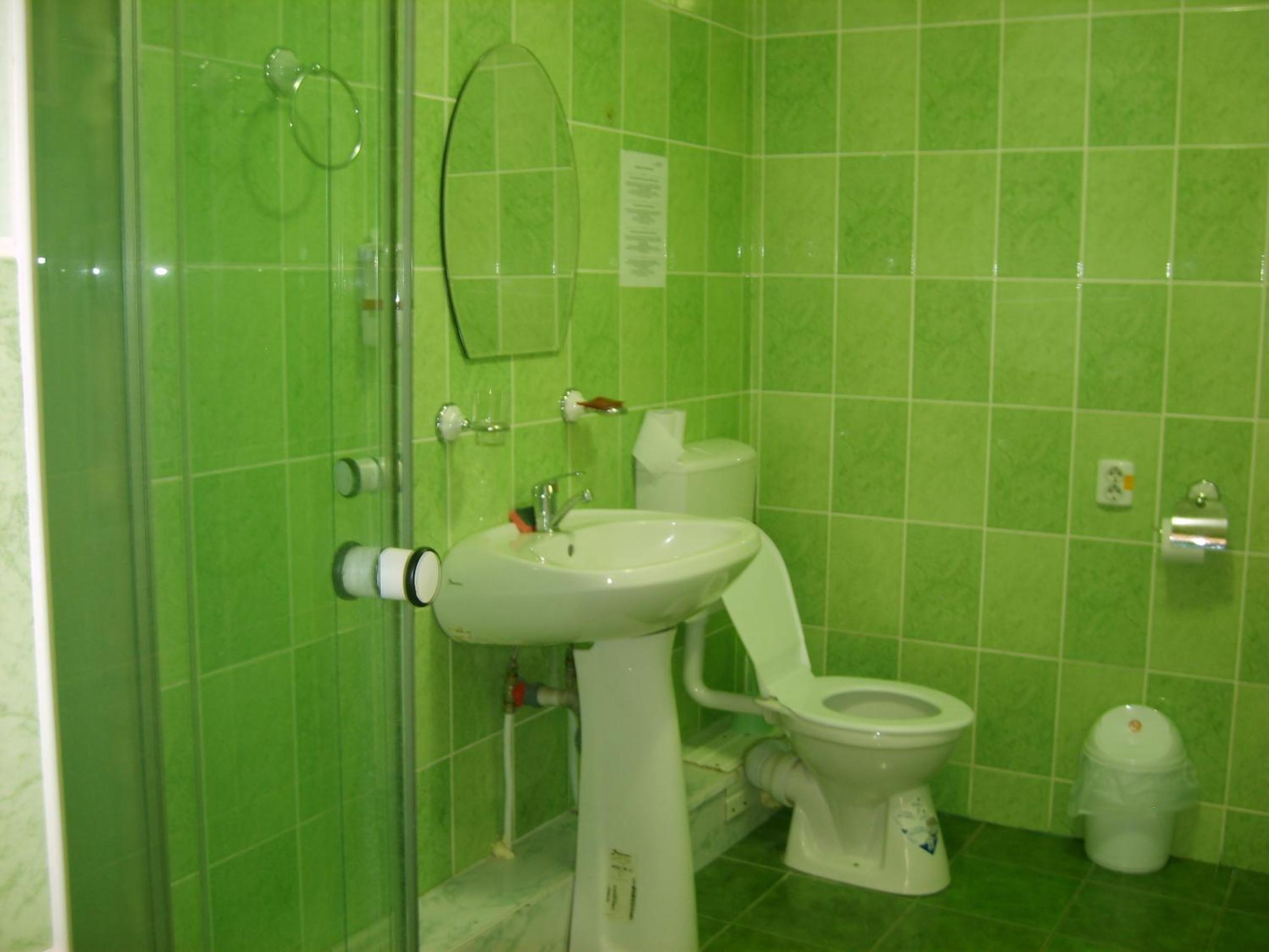 Photo 8