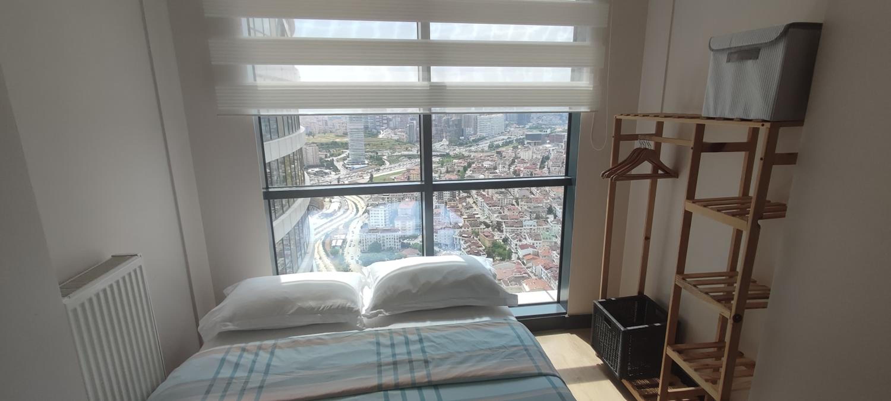 stylish flat-eagle eye for istanbul
