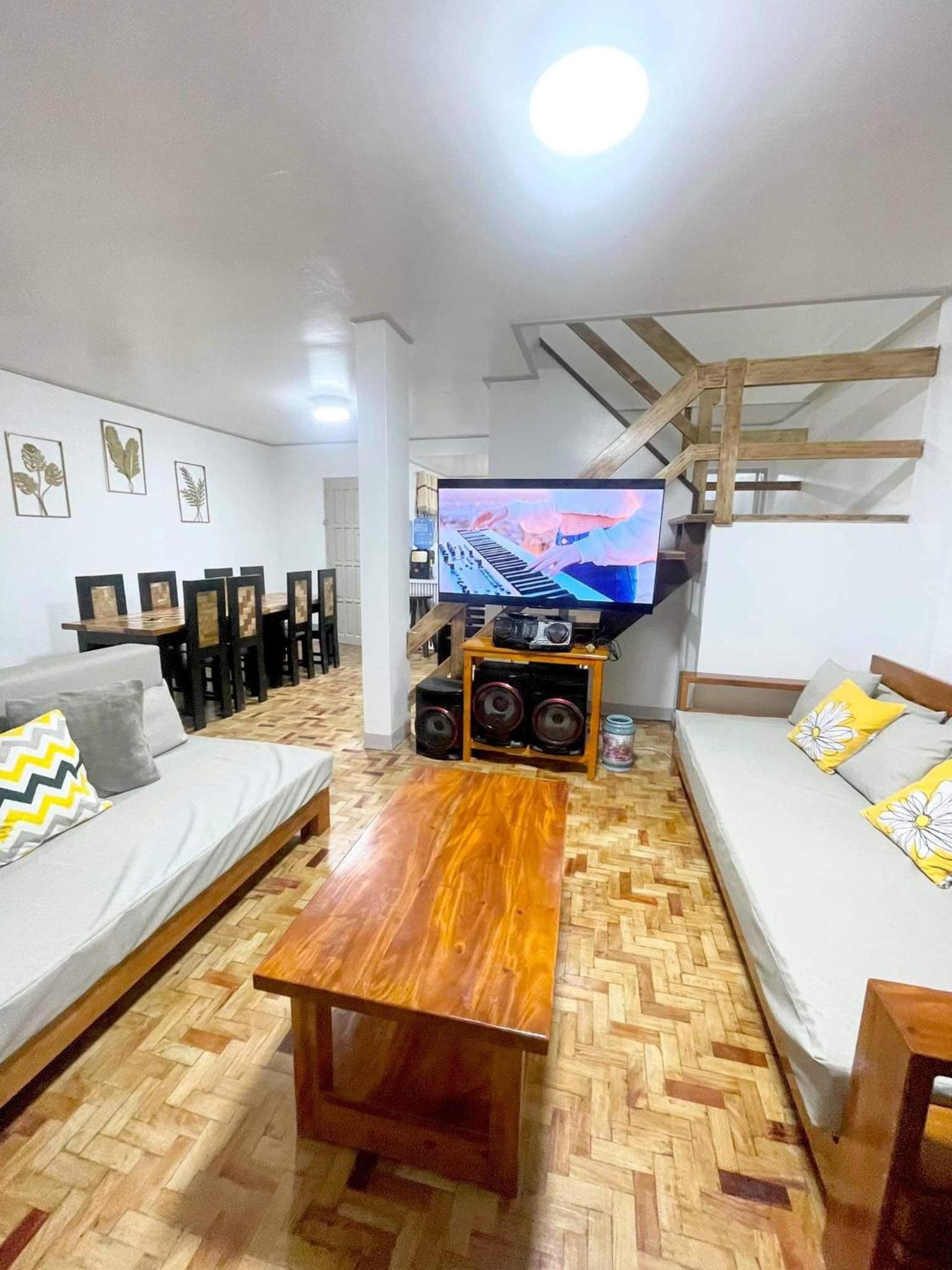 Joann Sophia Transient house Marcos highway view 2