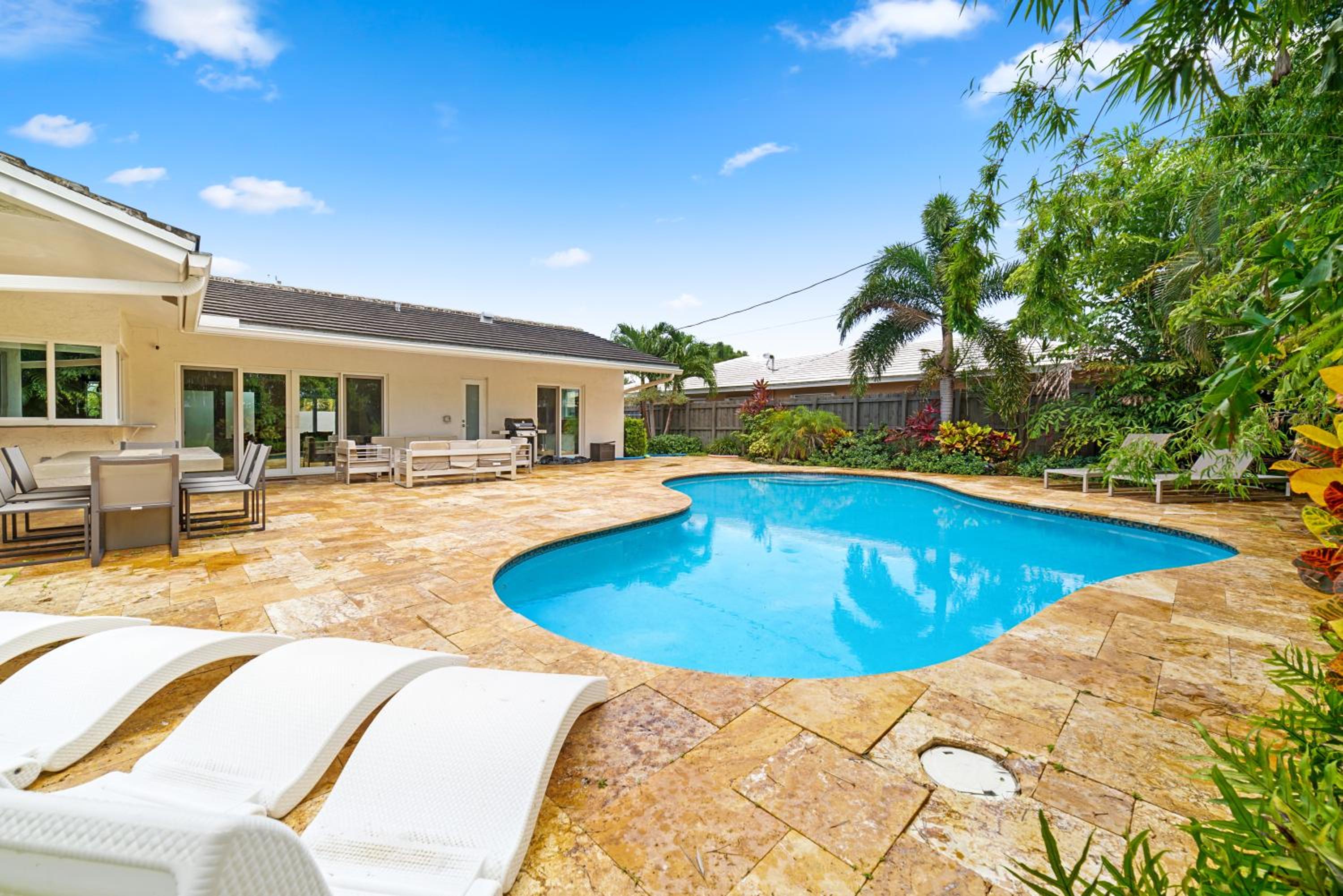 Hotel Indulgent Tranquility at Luxurious Villa Retreat - Image 1