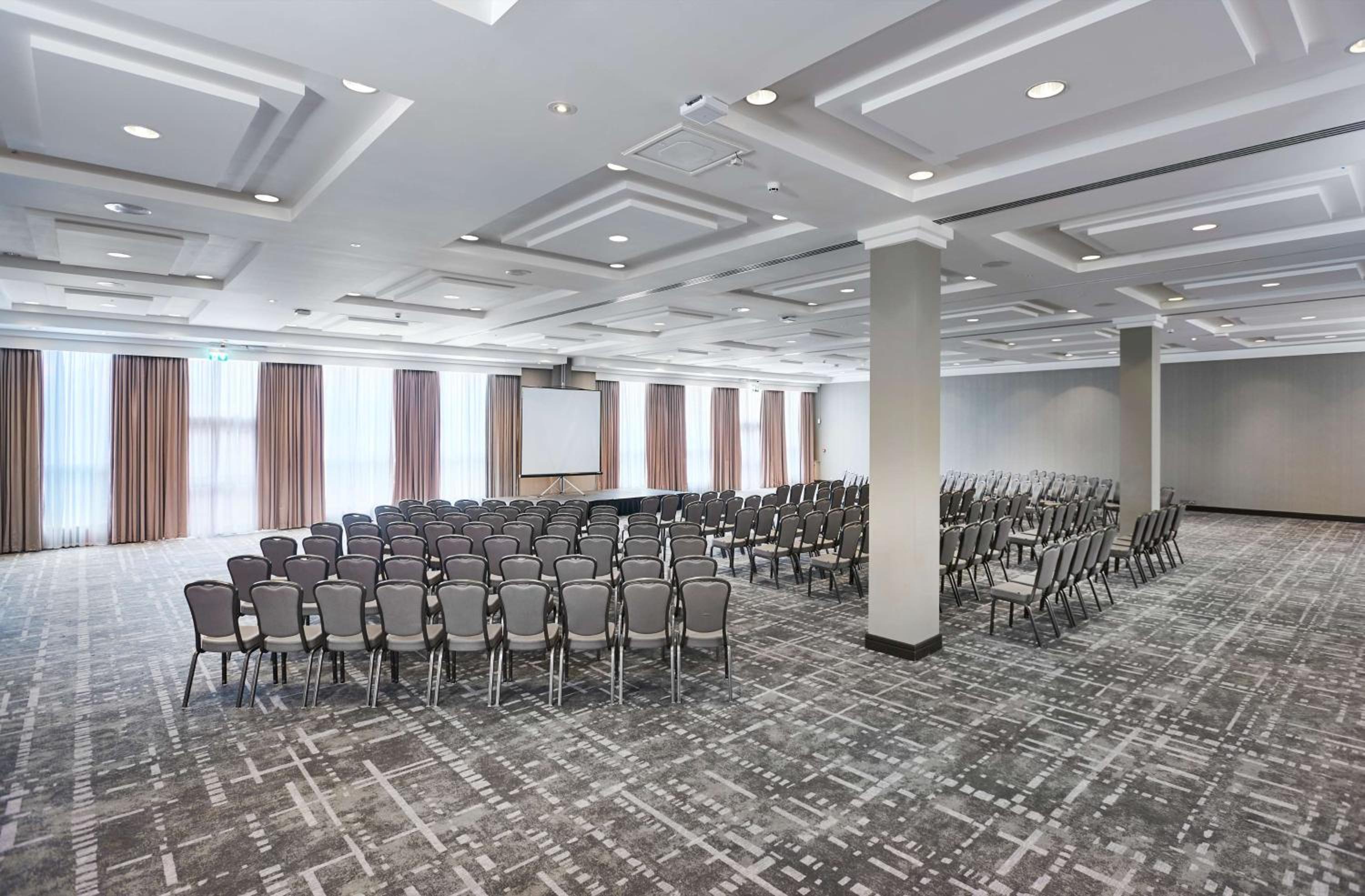 Croydon Vacations - Hilton London Croydon - Property Image 6