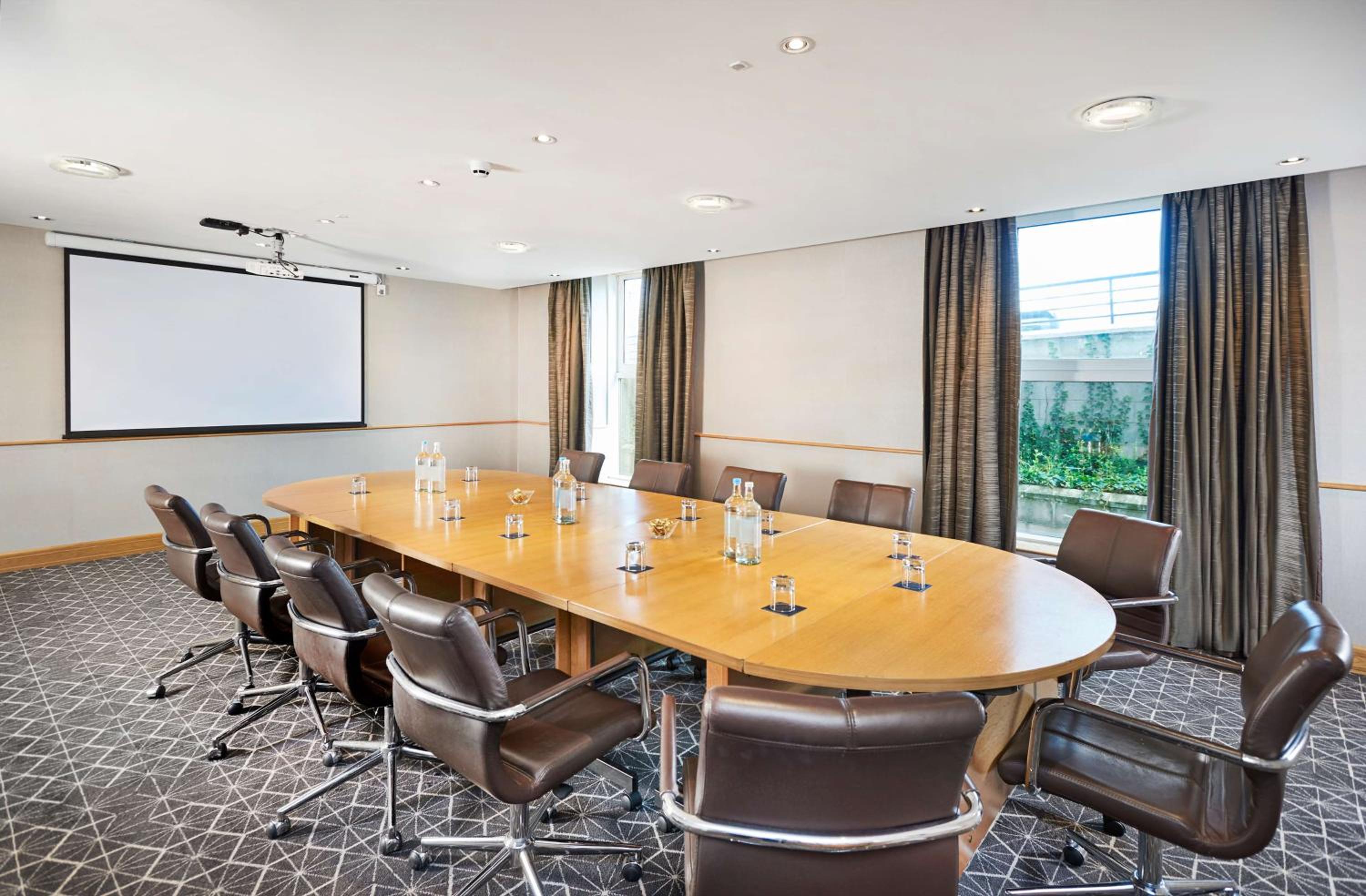 Croydon Vacations - Hilton London Croydon - Property Image 10