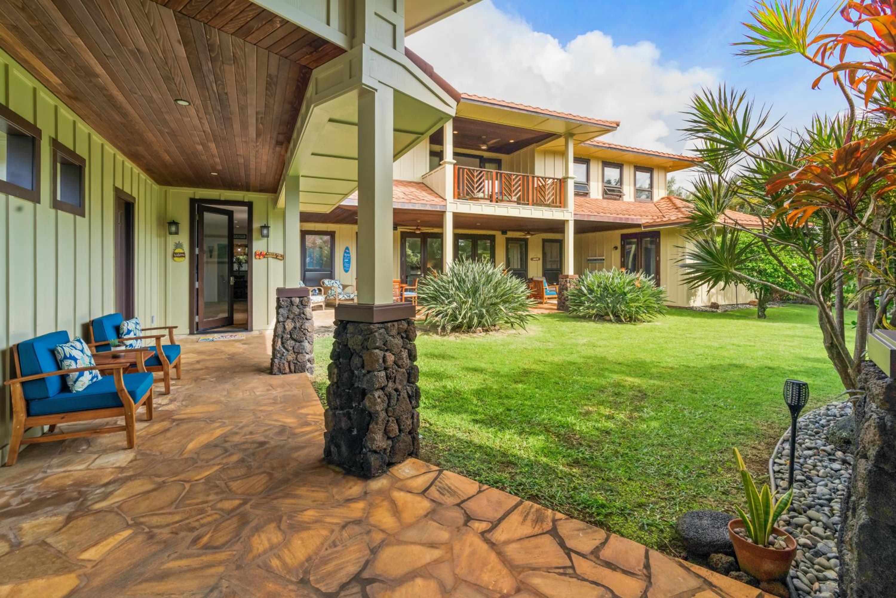 Custom 4br Home Walking Distance to Beach - Alekona Kauai view 3