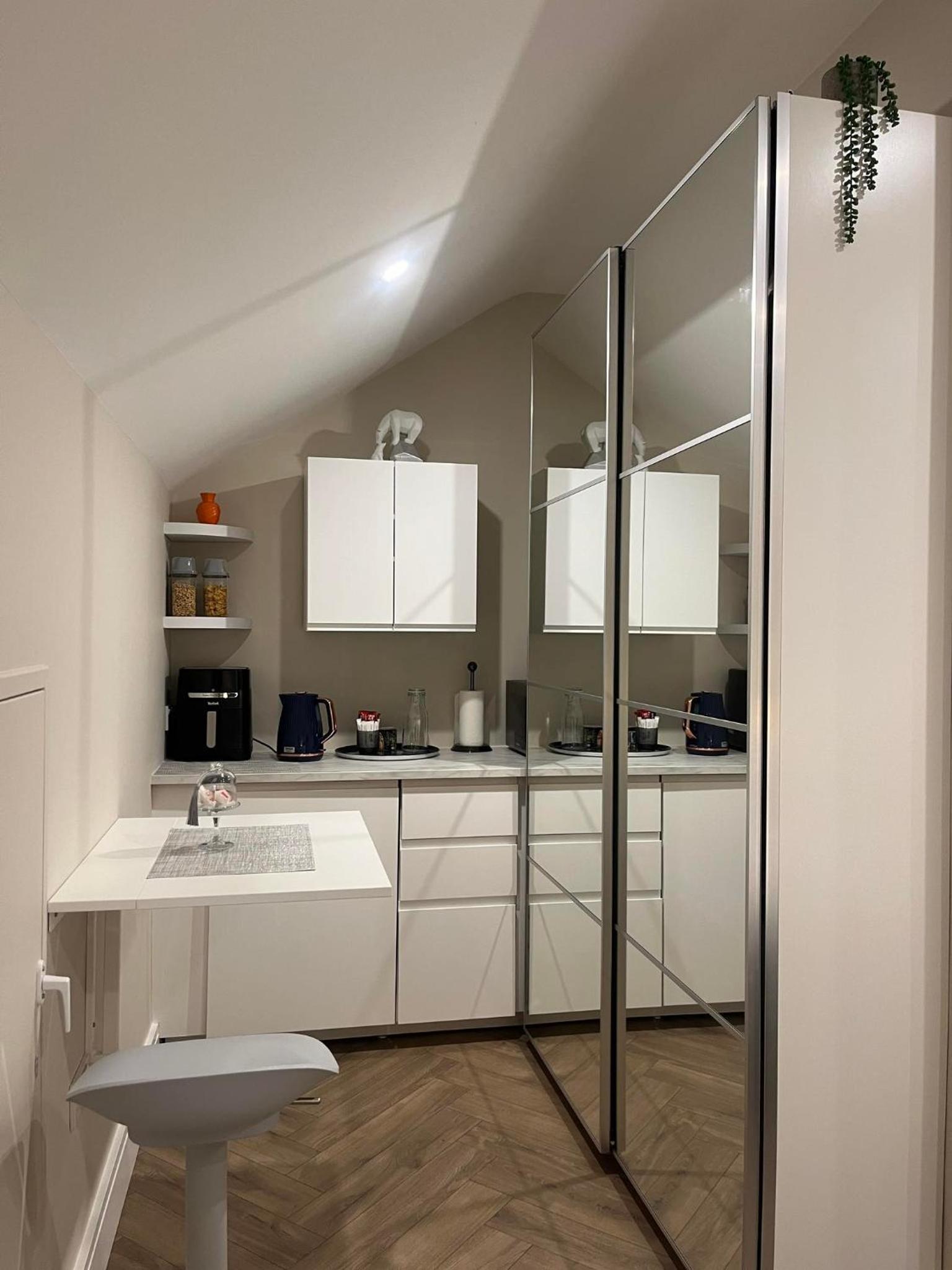 Attic Room in Citywest