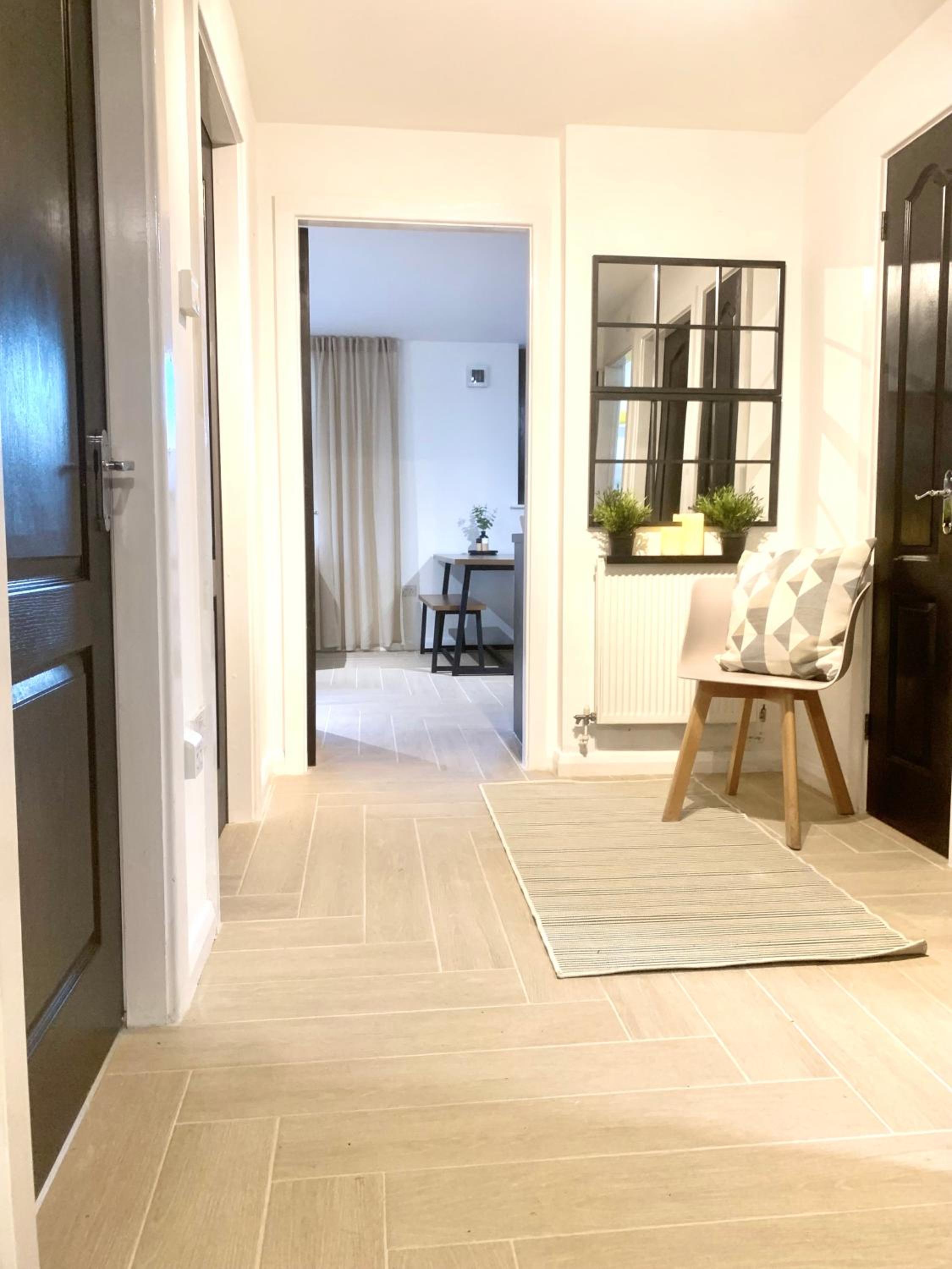 Spacious 3BR City Centre Apartment Free Parking