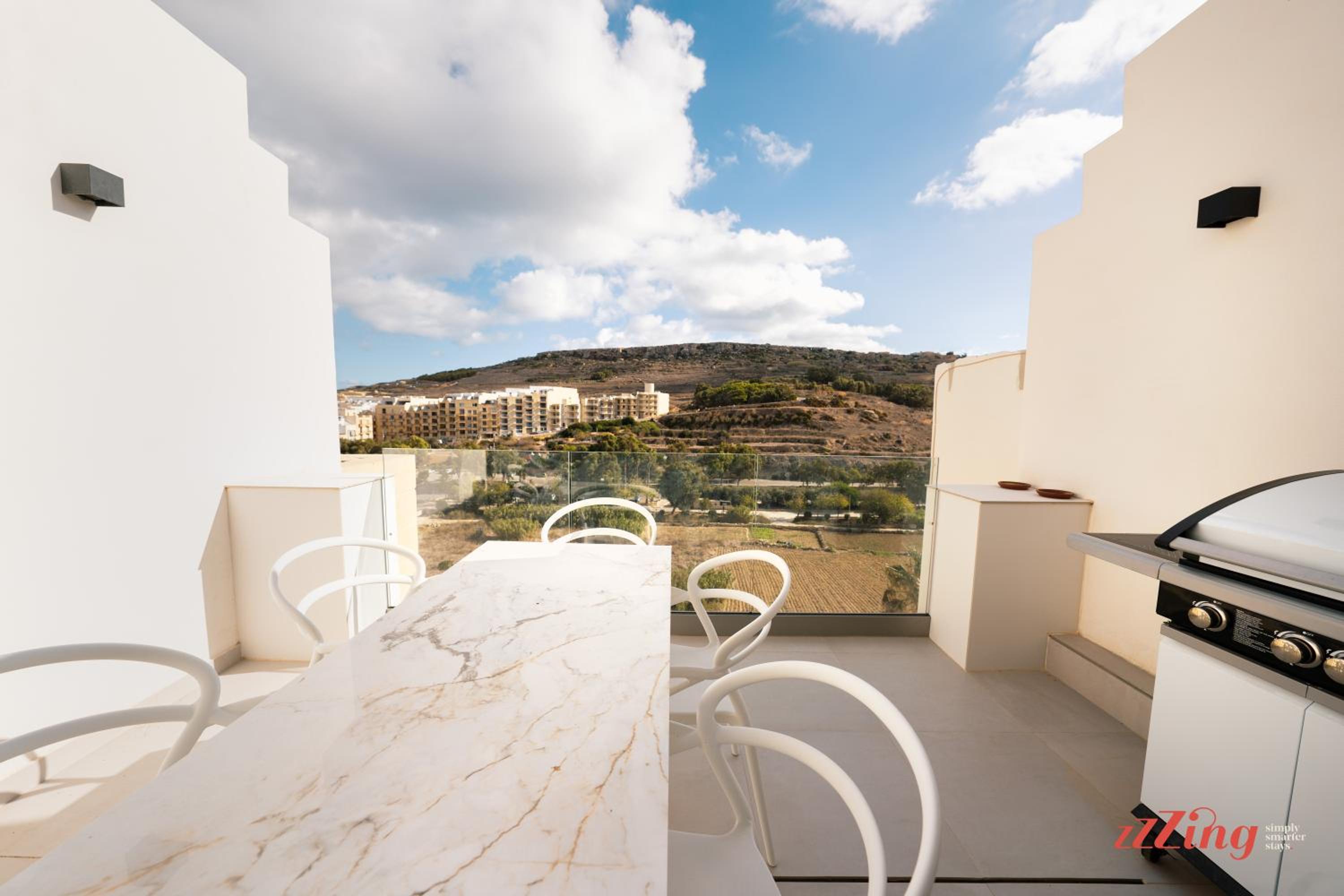 A Stylishly Dreamy Gozo Apartment view 4
