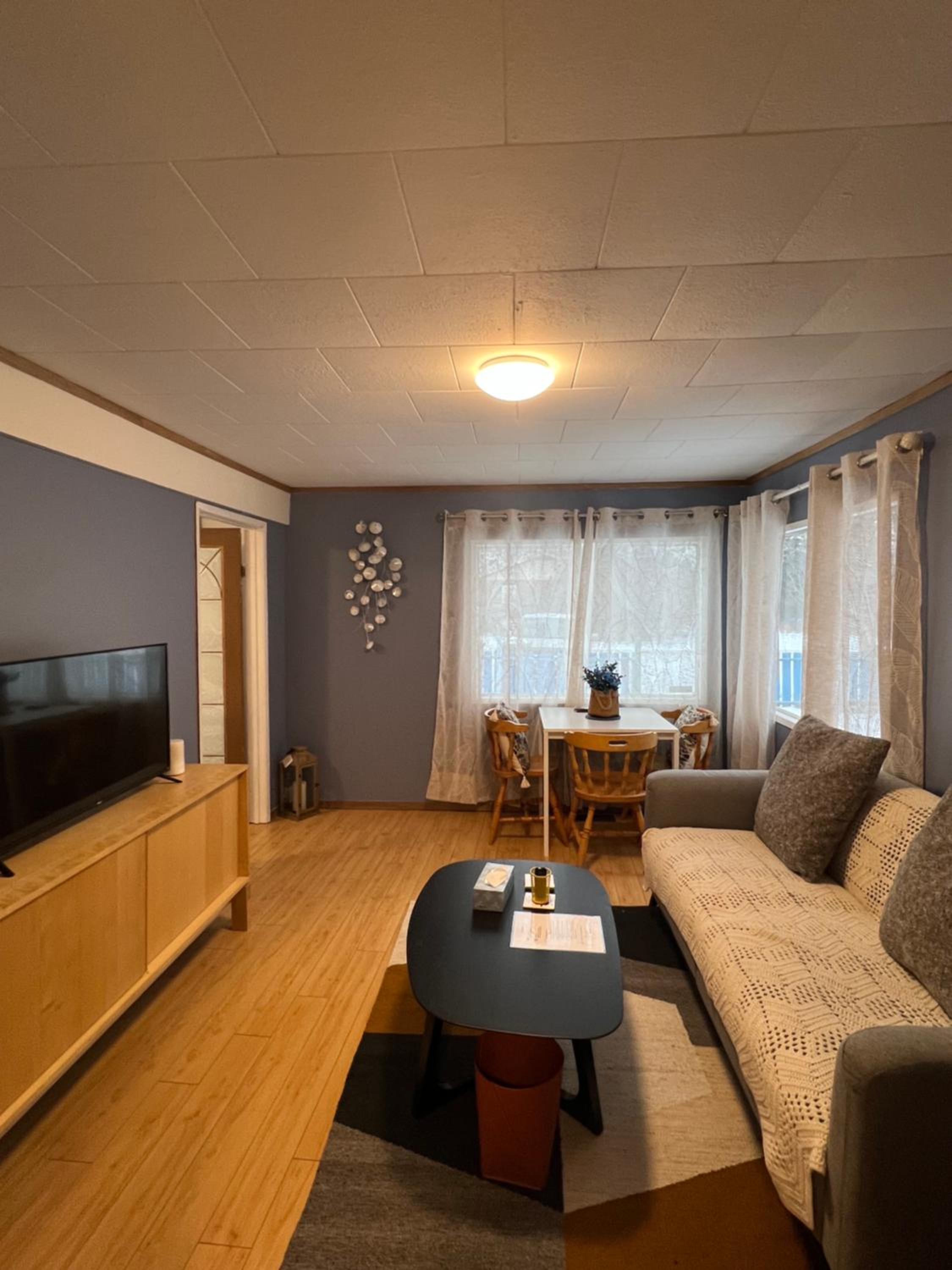 3 Bedroom Gardenside Downtown Home