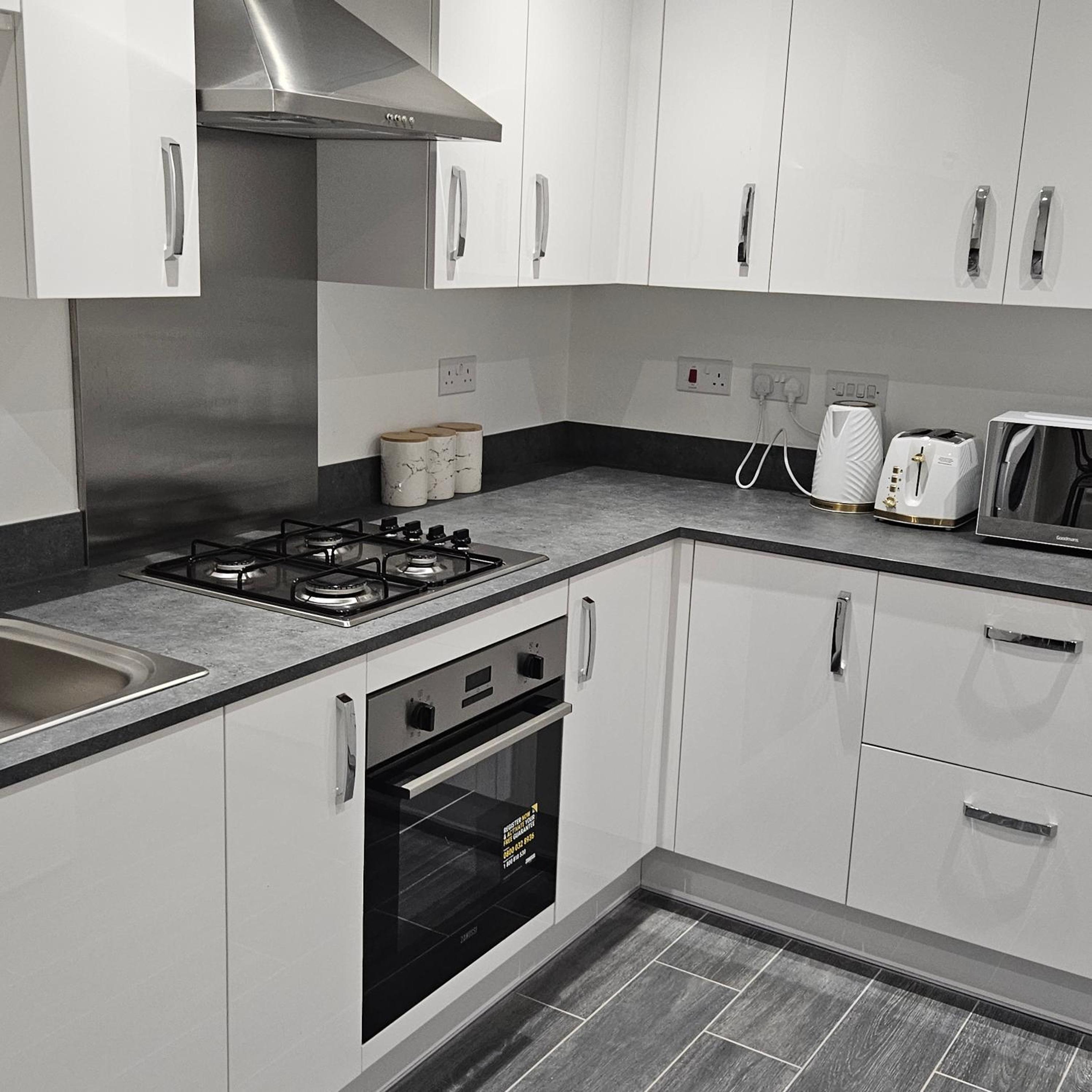 2 bed room house in Manchesrer view 2